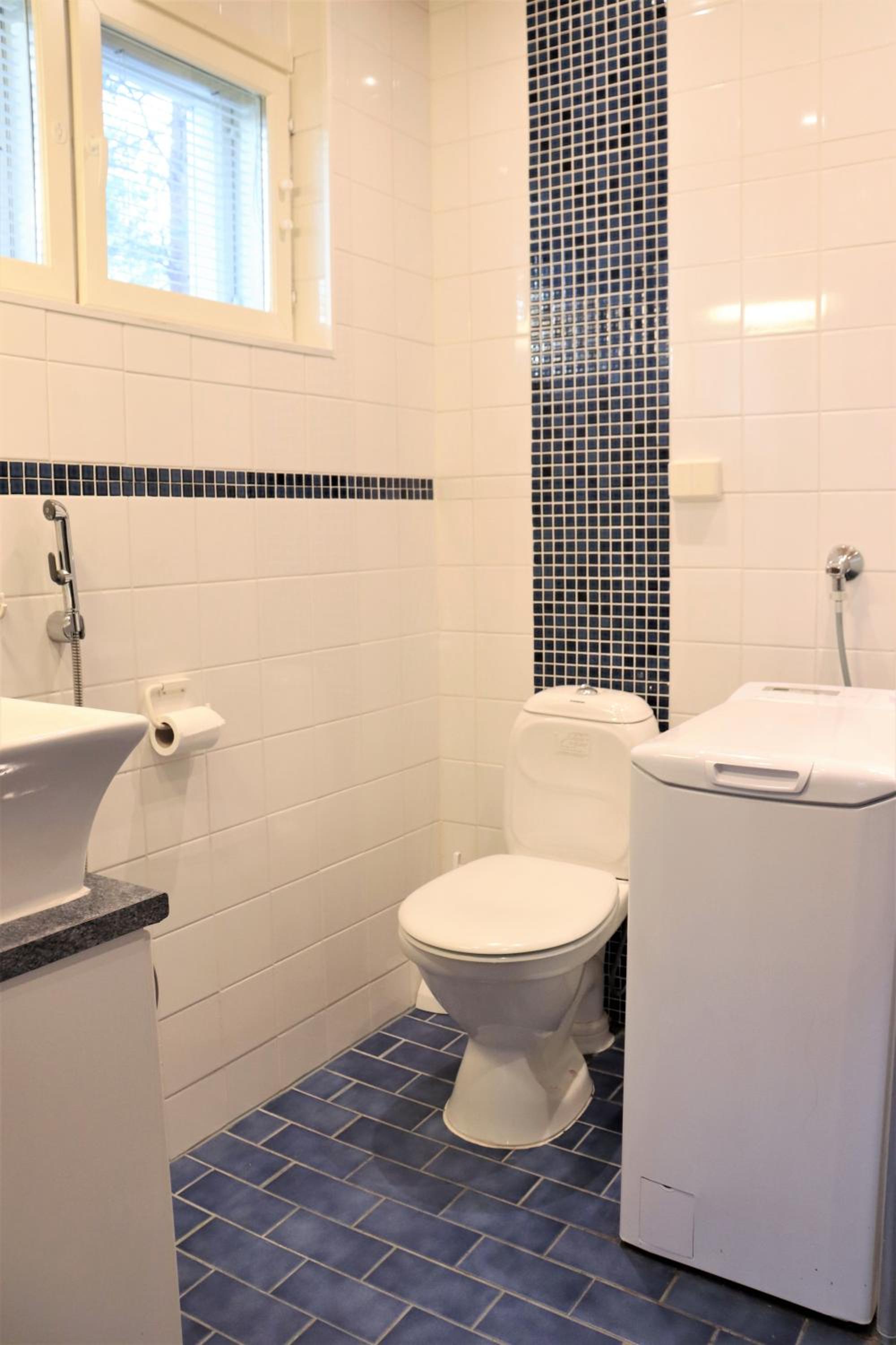 Three-Bedroom Apartment - Photo 26