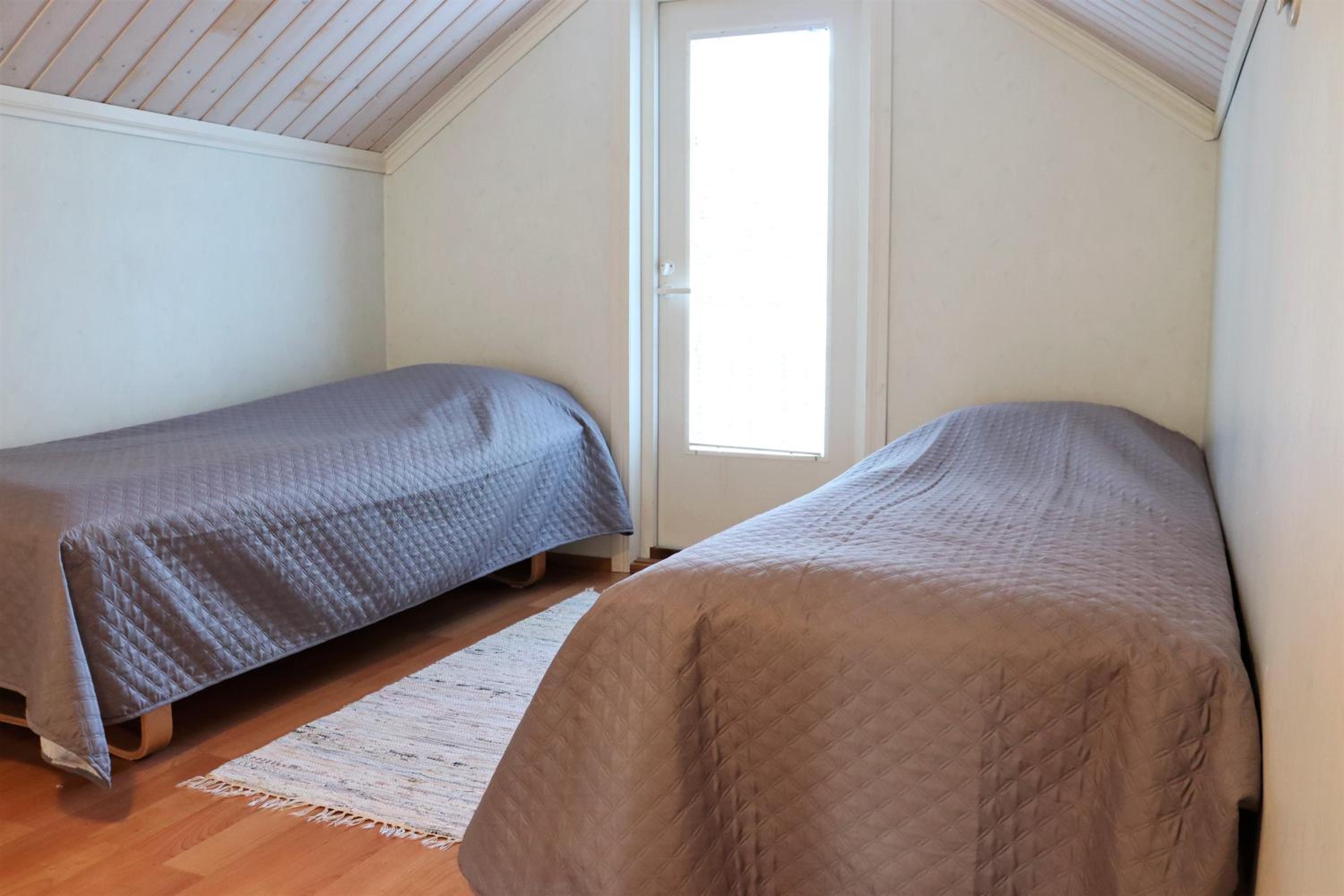 Three-Bedroom Apartment - Photo 21
