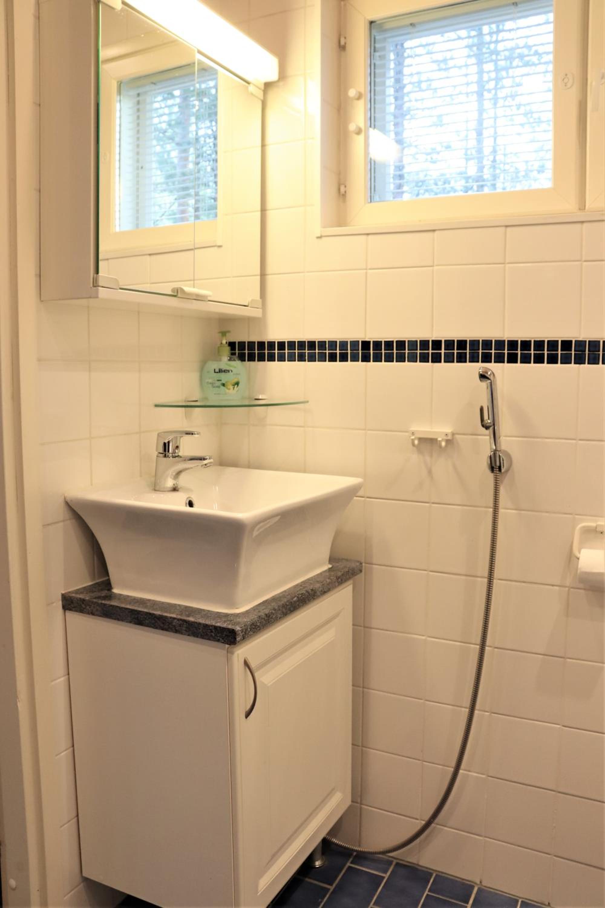 Three-Bedroom Apartment - Photo 7