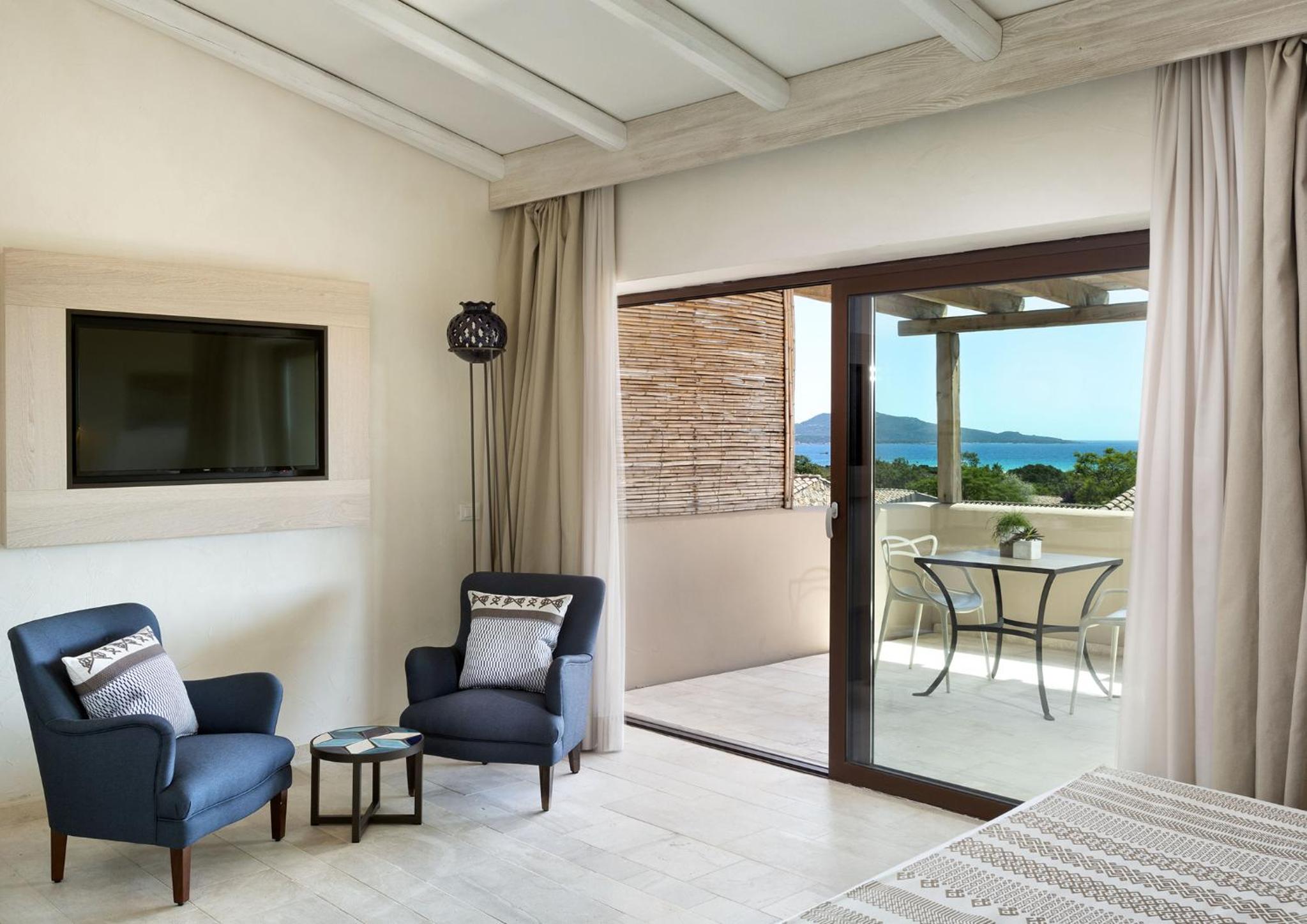 Junior Suite with Sea View - Photo 9