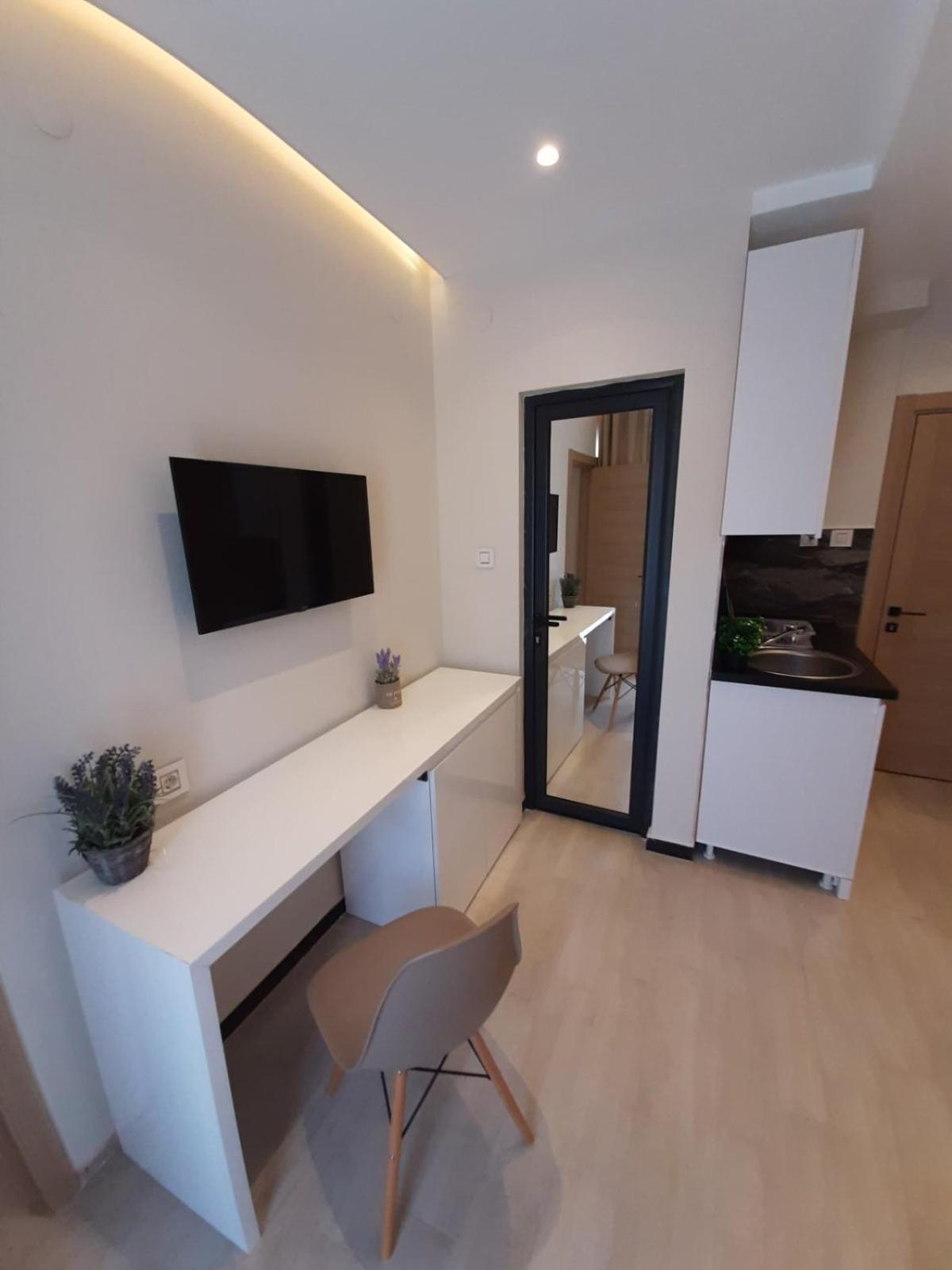 Deluxe Apartment photo 2