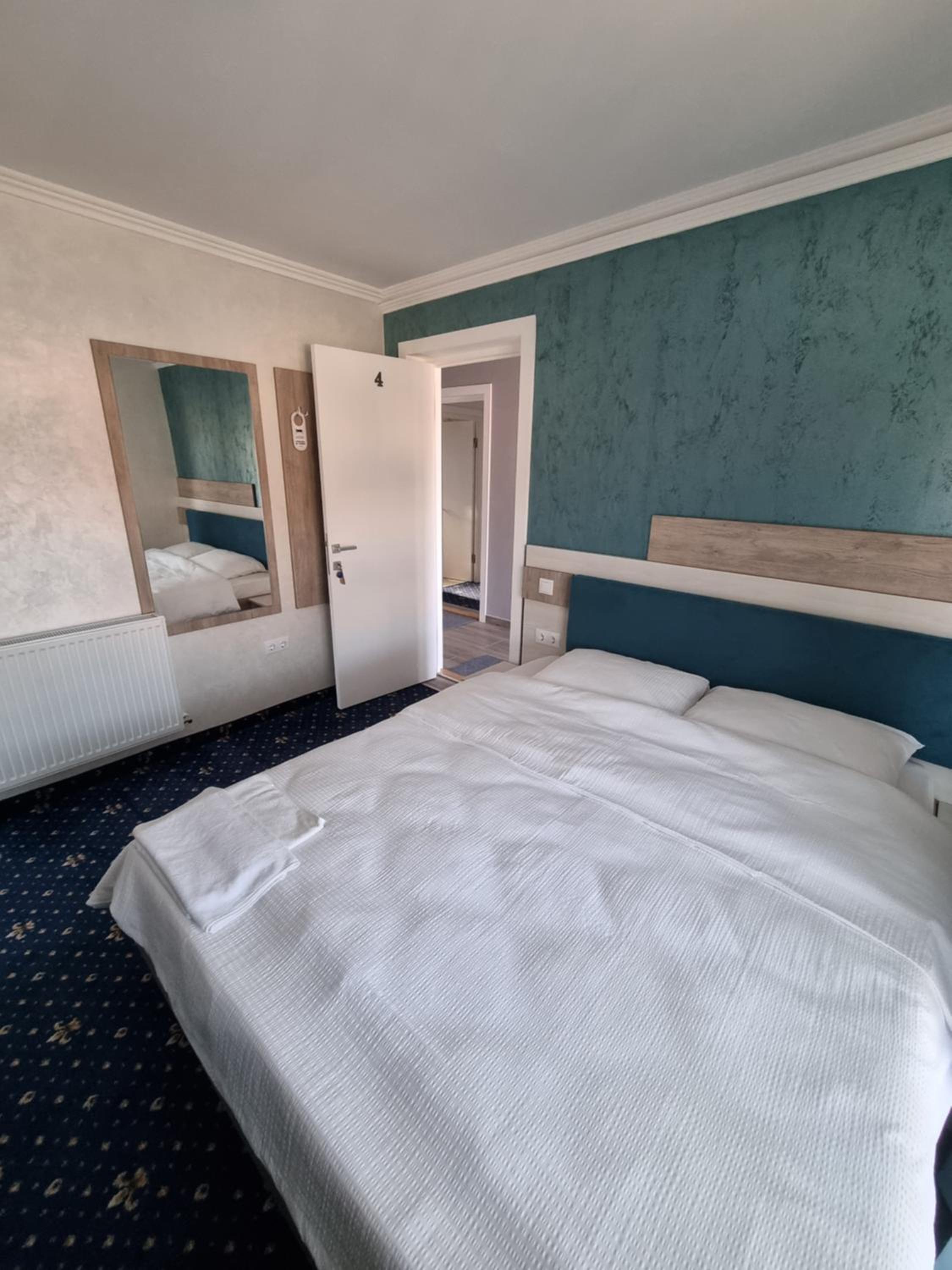 Double Room with Private Bathroom