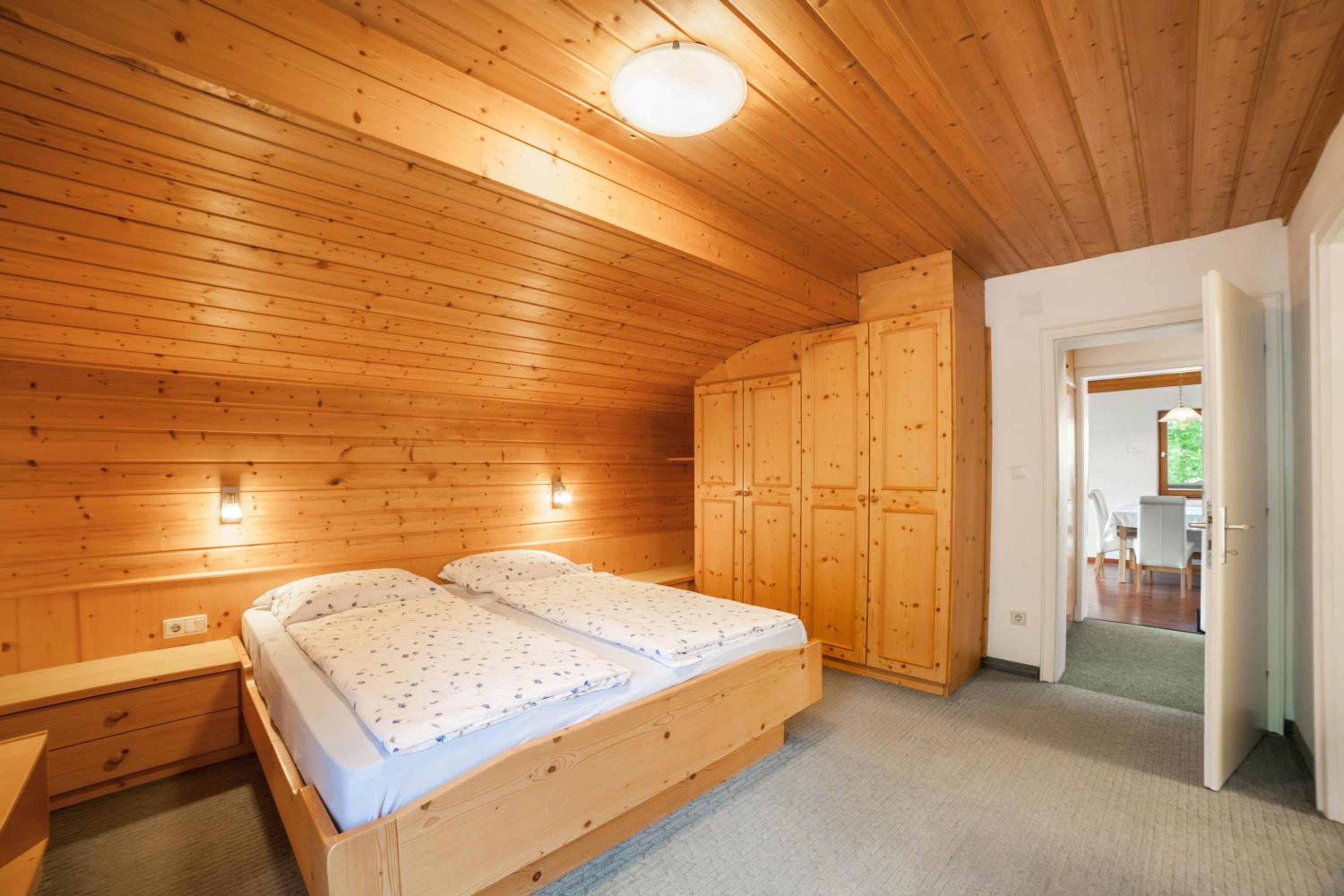 Superior One-Bedroom Apartment with Balcony - Photo 7