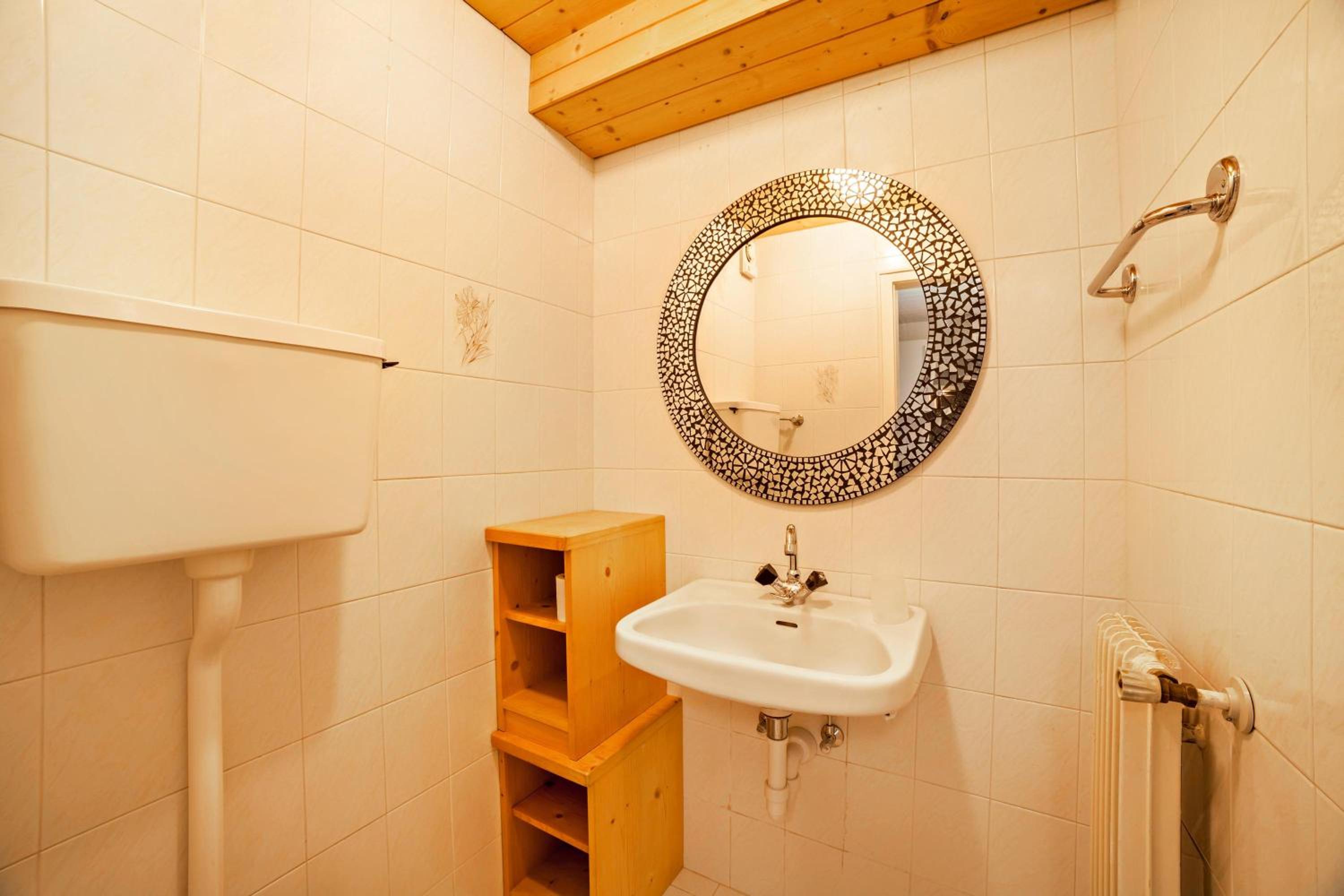 Superior One-Bedroom Apartment with Balcony - Photo 10