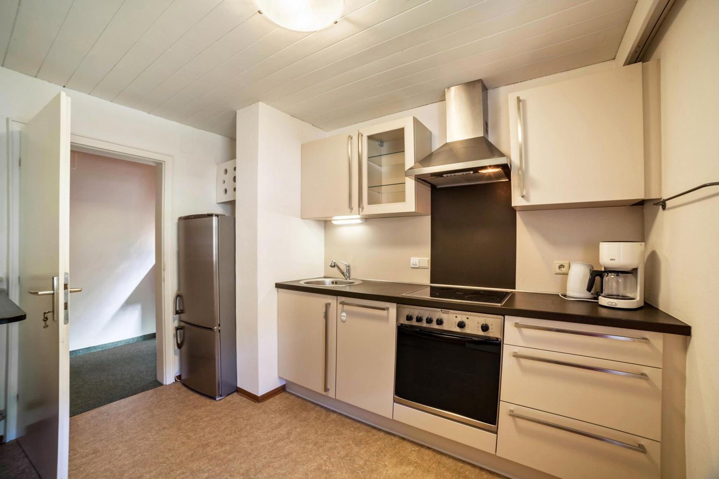 Superior One-Bedroom Apartment with Balcony - Photo 8