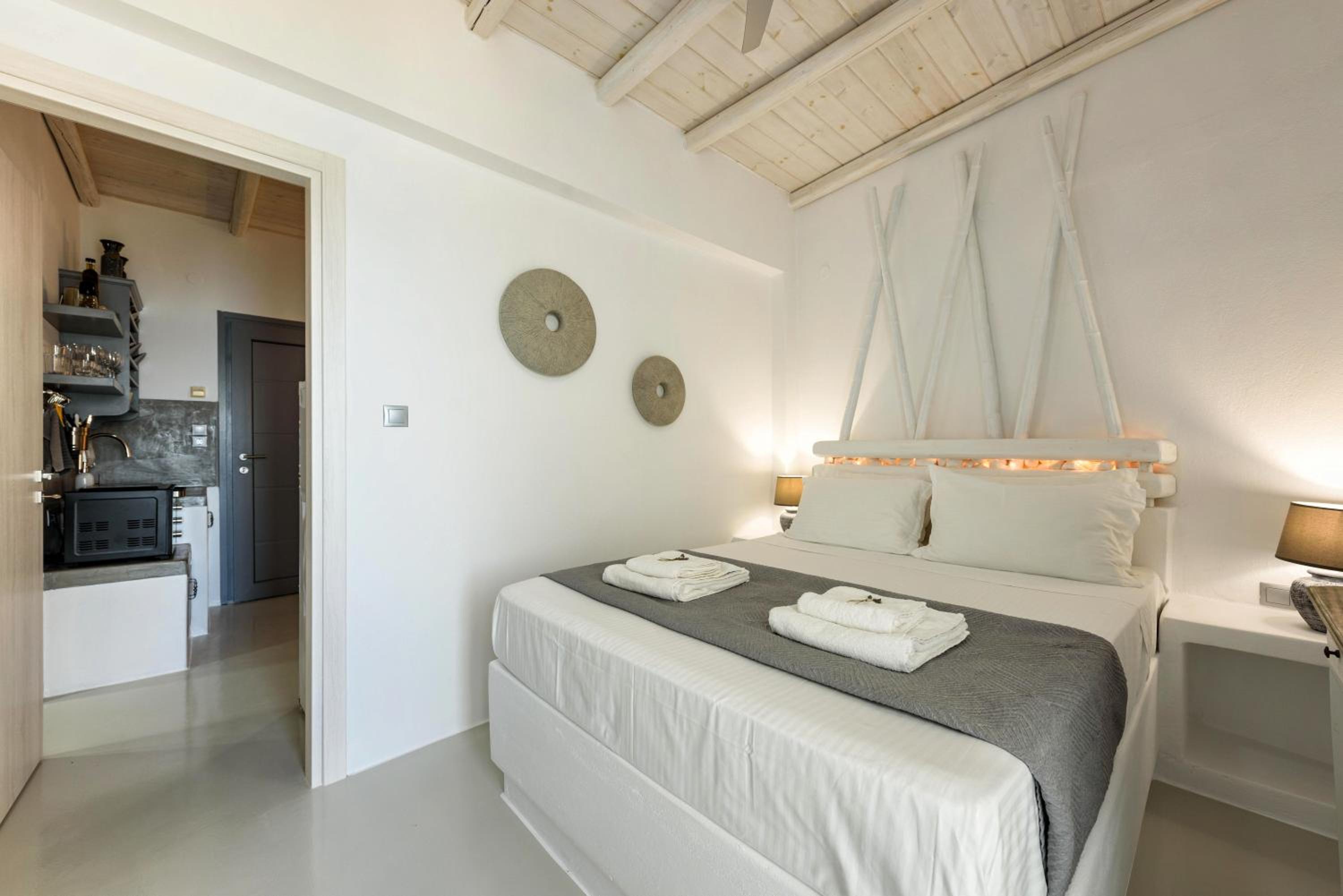 Apartment with Sea View - Photo 22