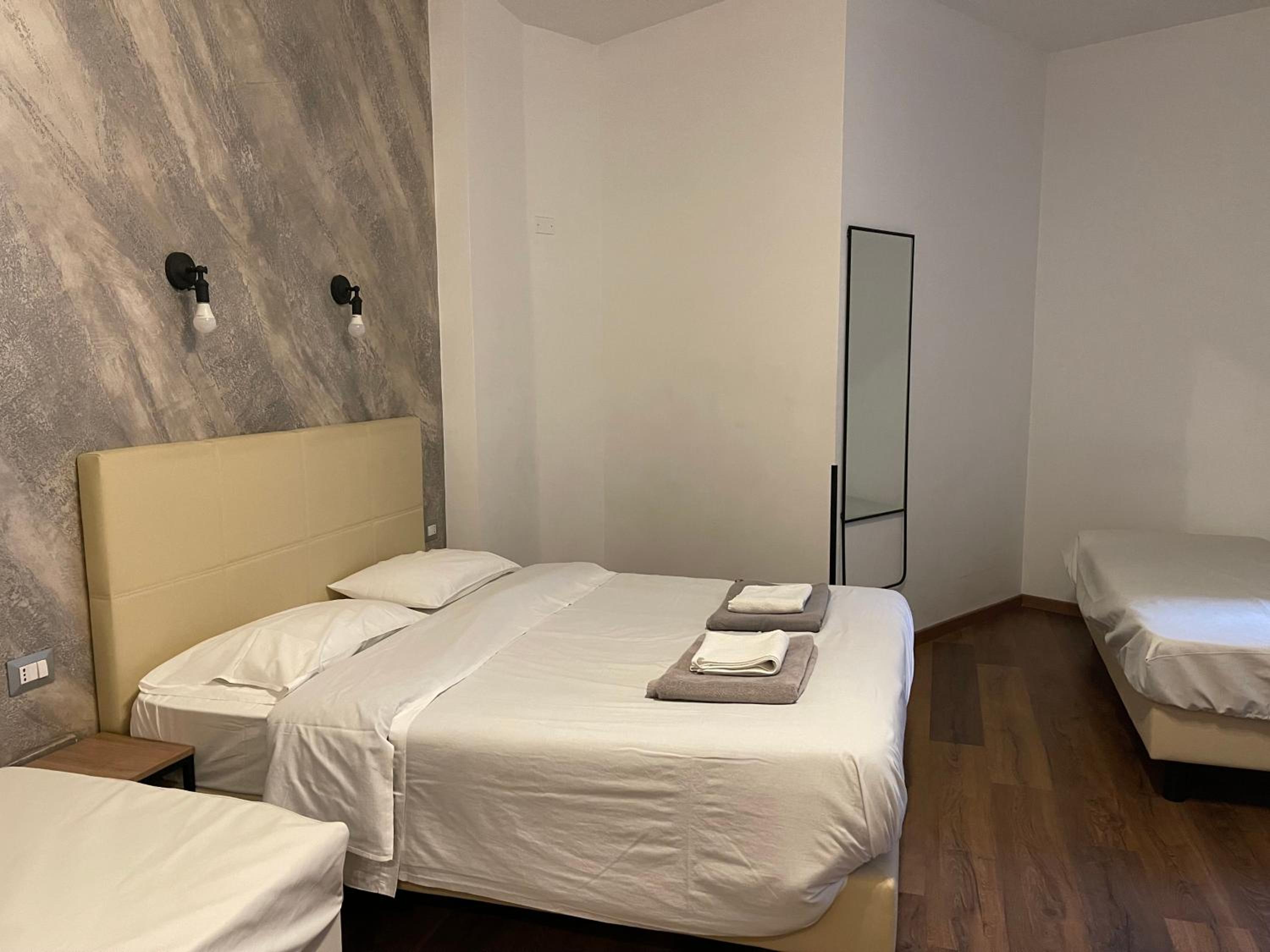 King Room with Balcony photo 2