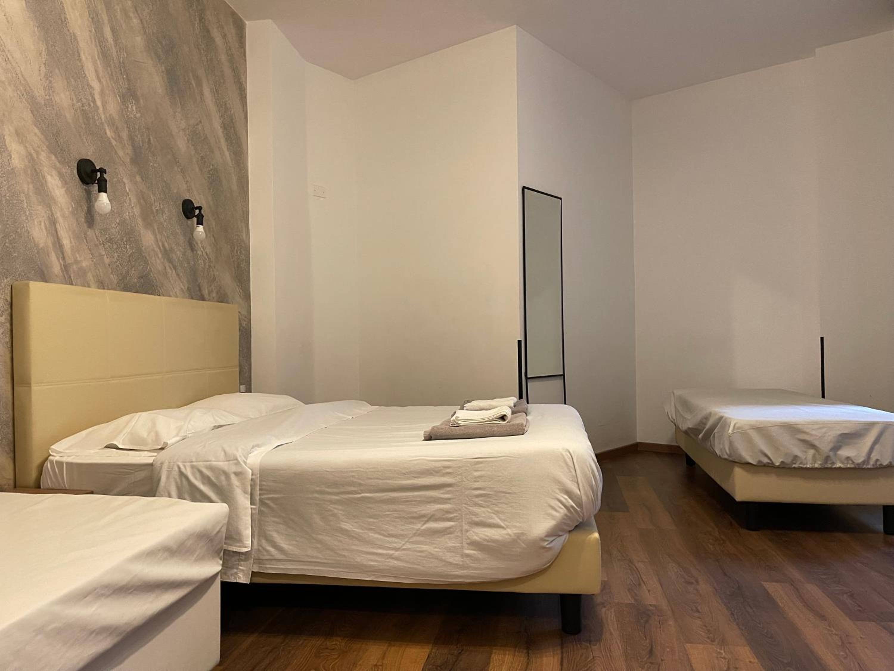King Room with Balcony photo 3