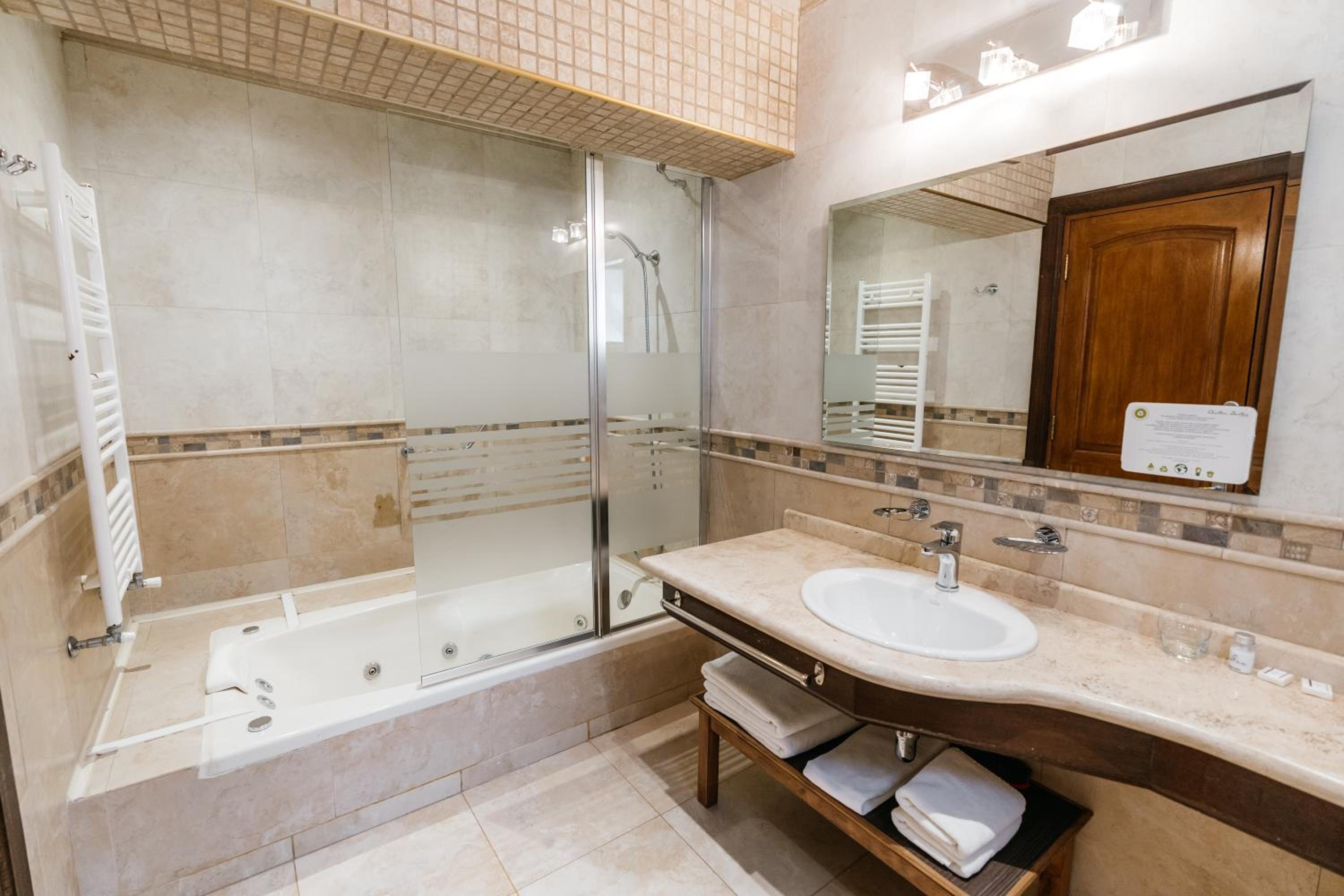Superior Double Room photo 2