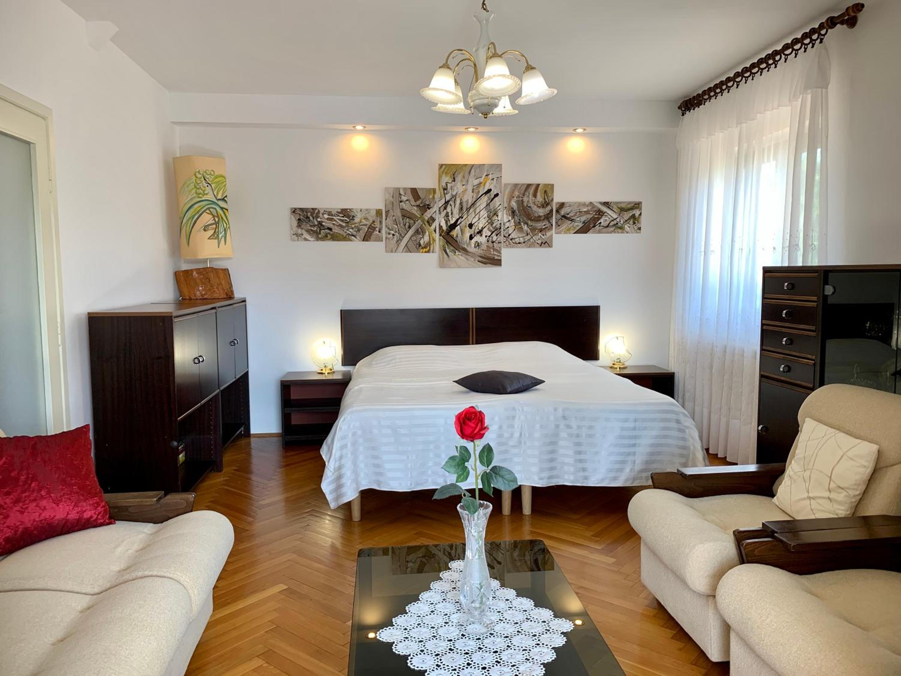 One-Bedroom Apartment With Balcony