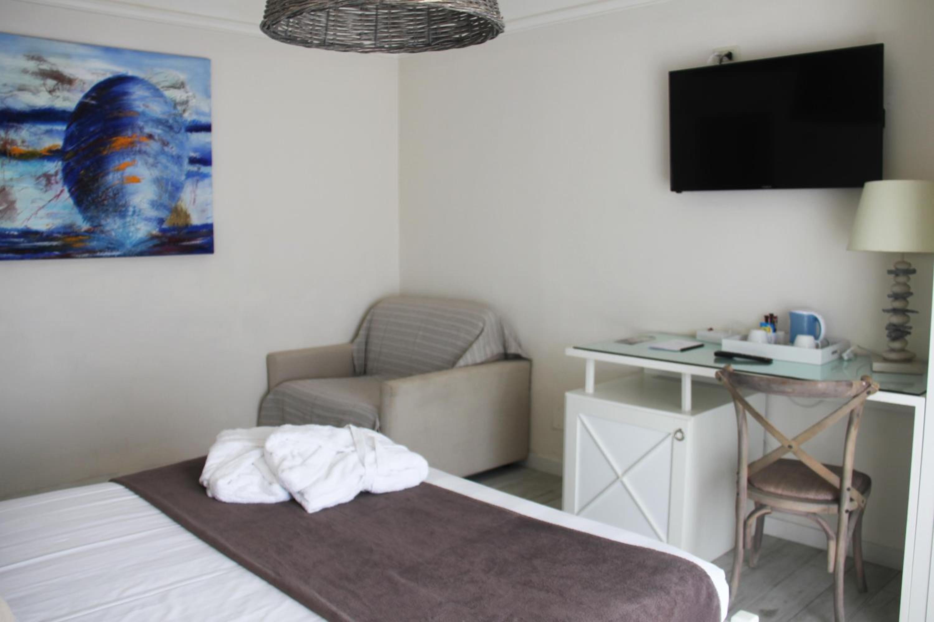 Junior Suite with Terrace - Photo 2