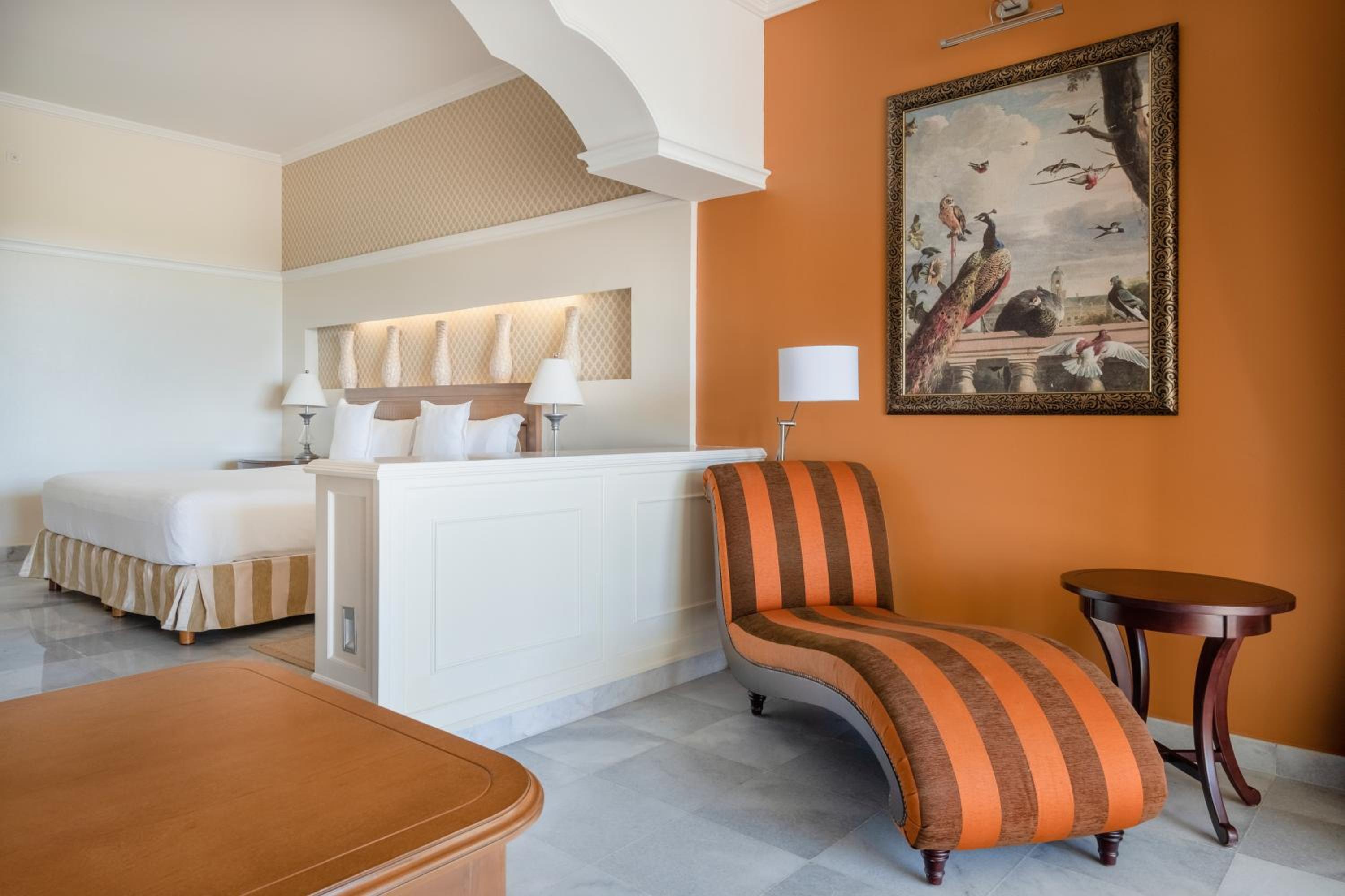 Ocean Front Butler Suite Beach Access