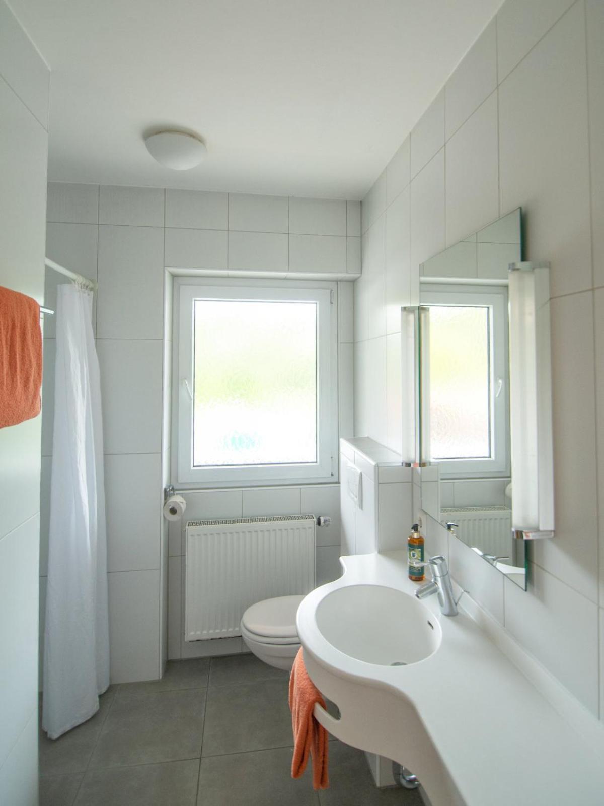 Double Room - Photo 5