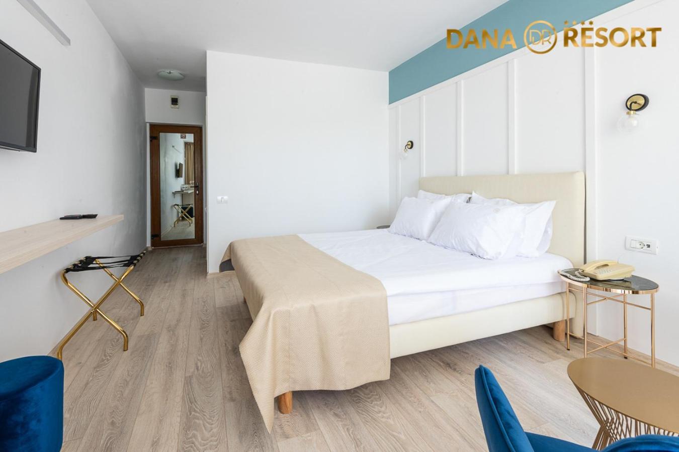 Double Room with Balcony photo 3
