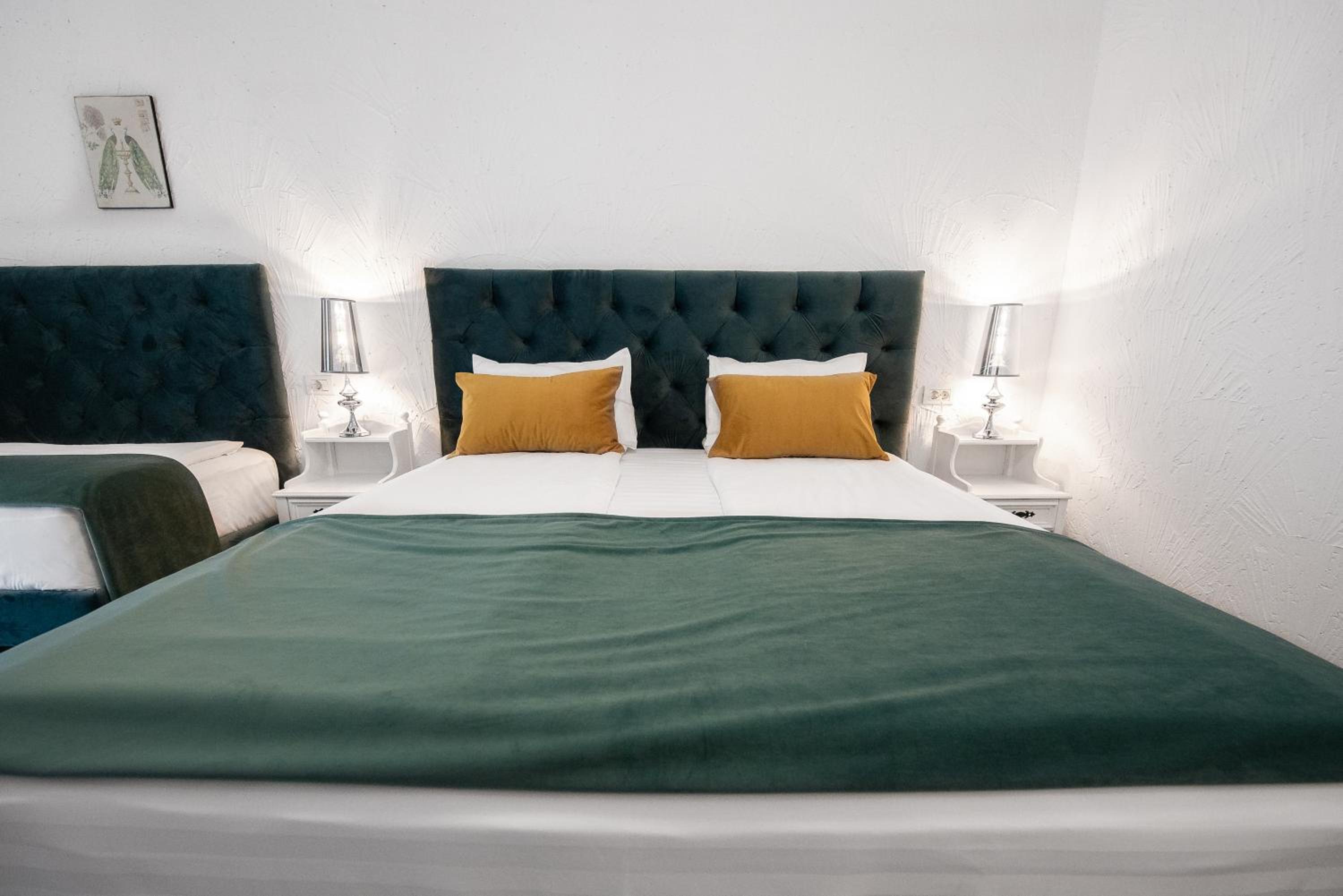 Triple Room with Balcony - Photo 2