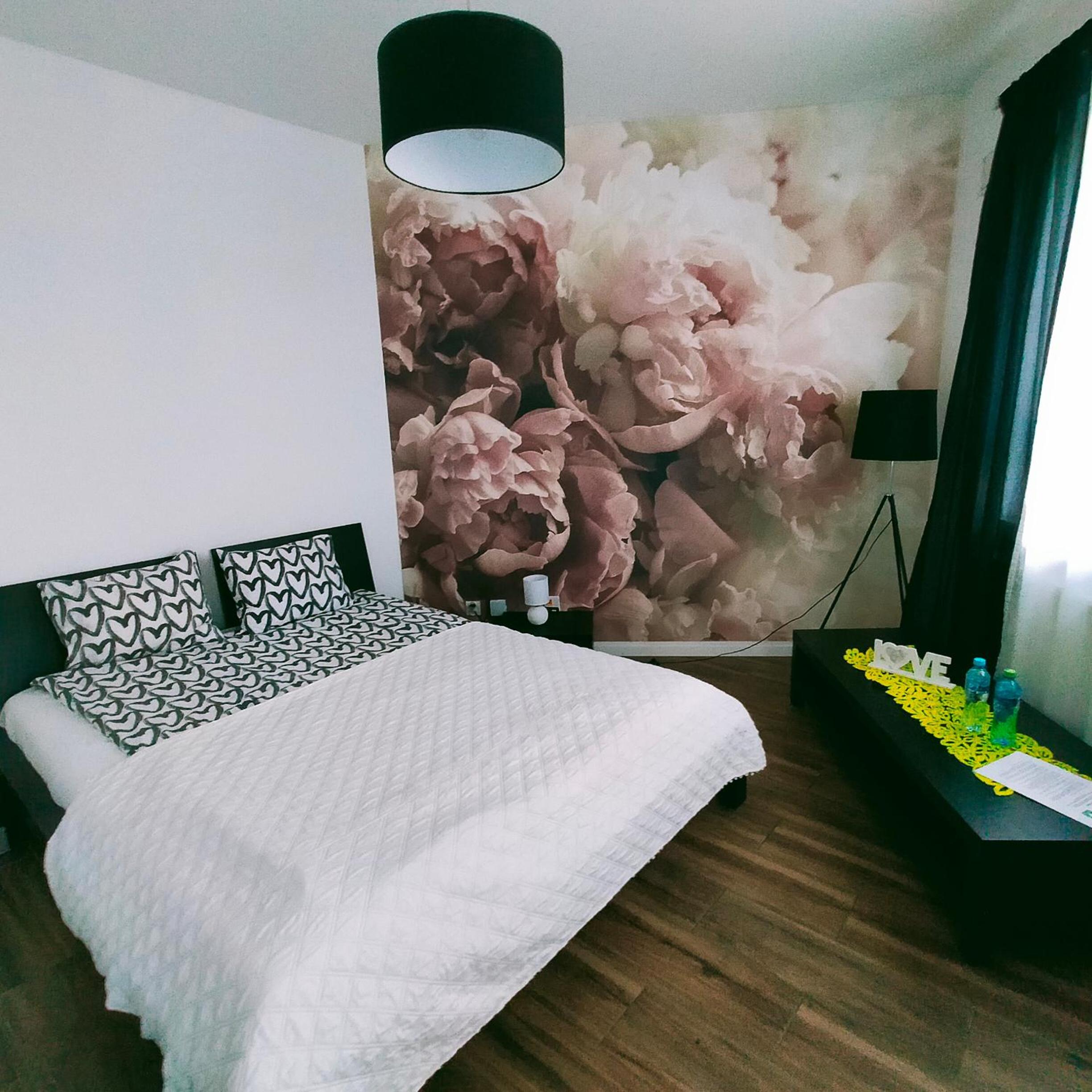King Suite With Balcony - Photo 8