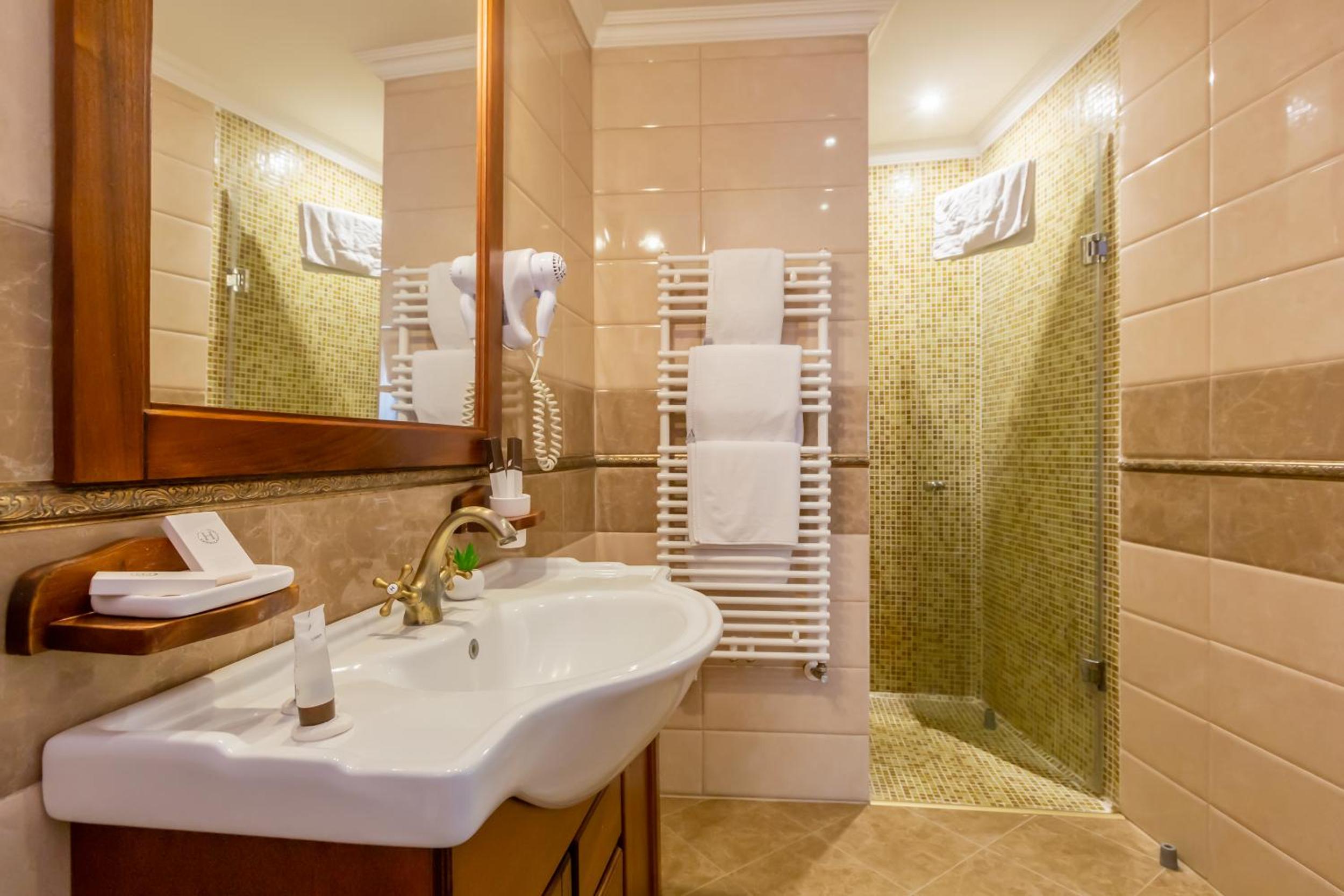 Superior Double Or Twin Room photo 2