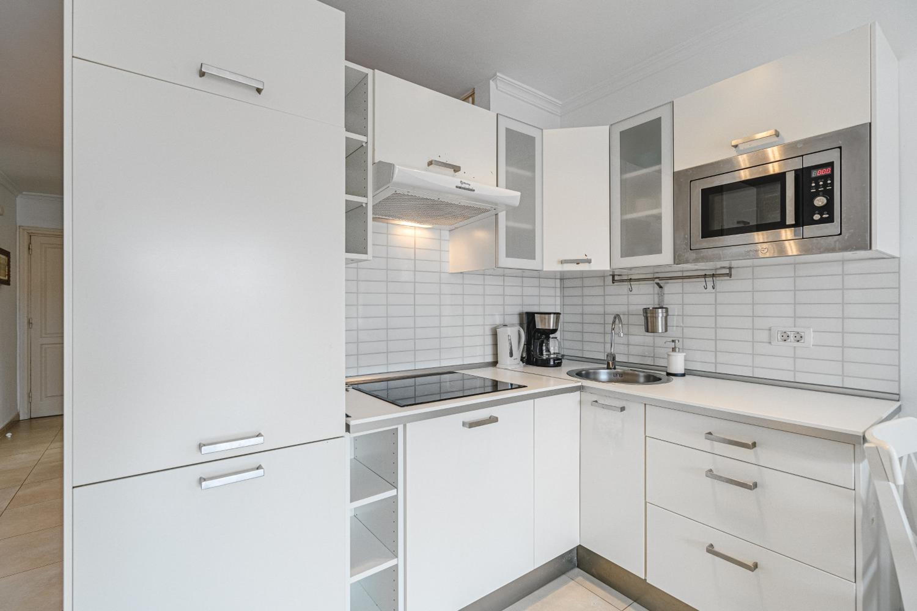 Apartment with Terrace photo 3