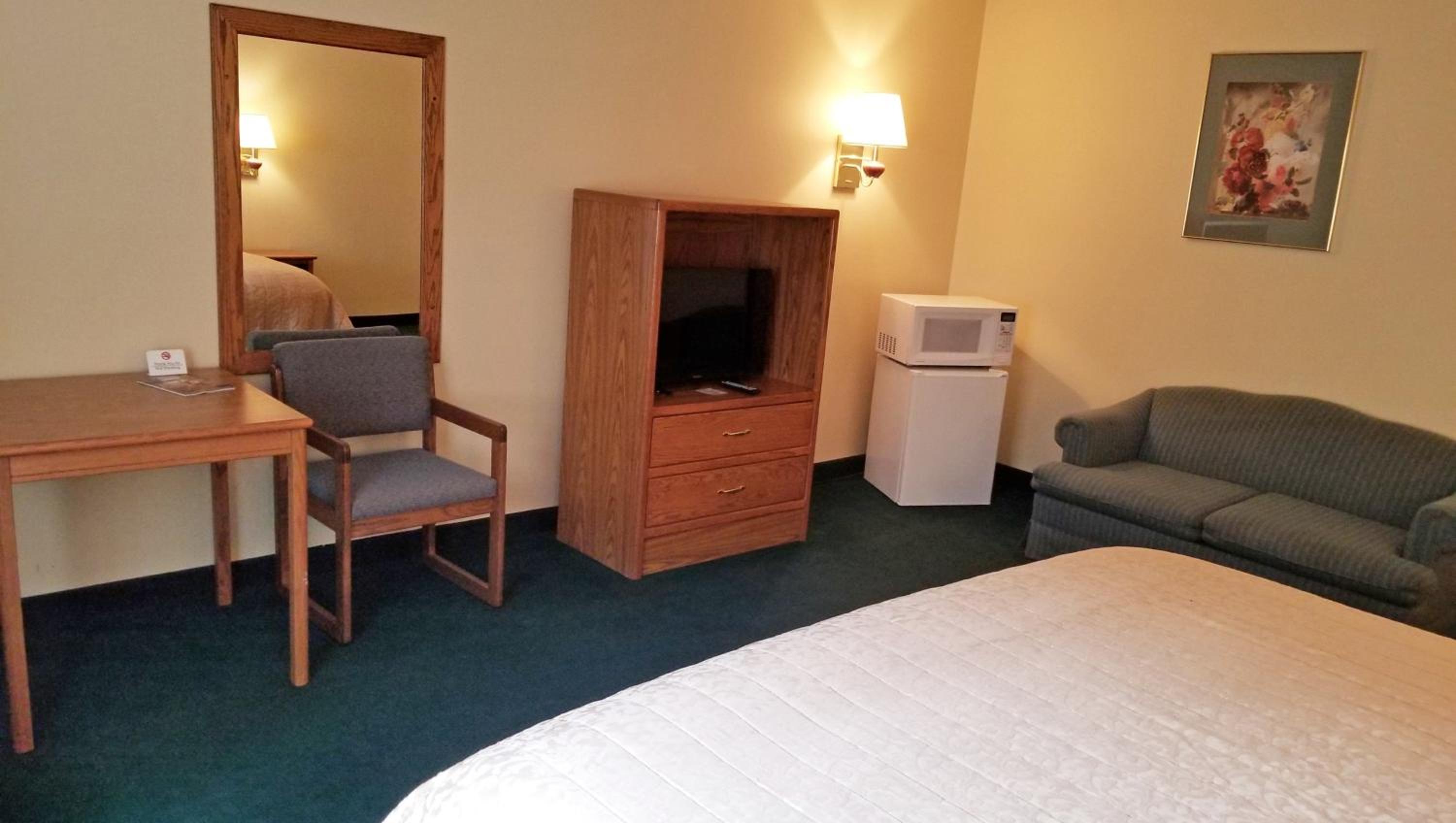 King Suite - Photo 2