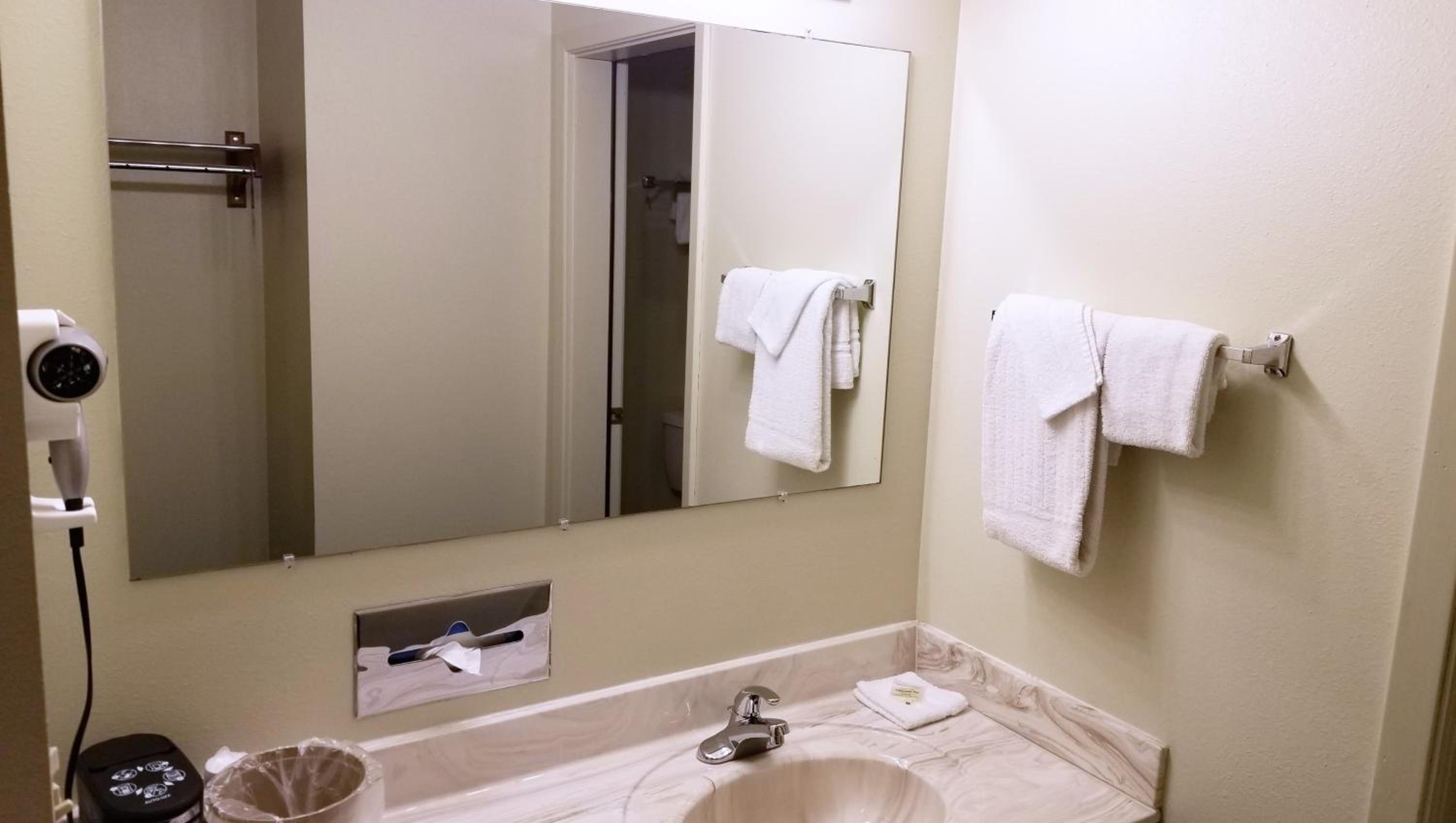 King Suite - Photo 4