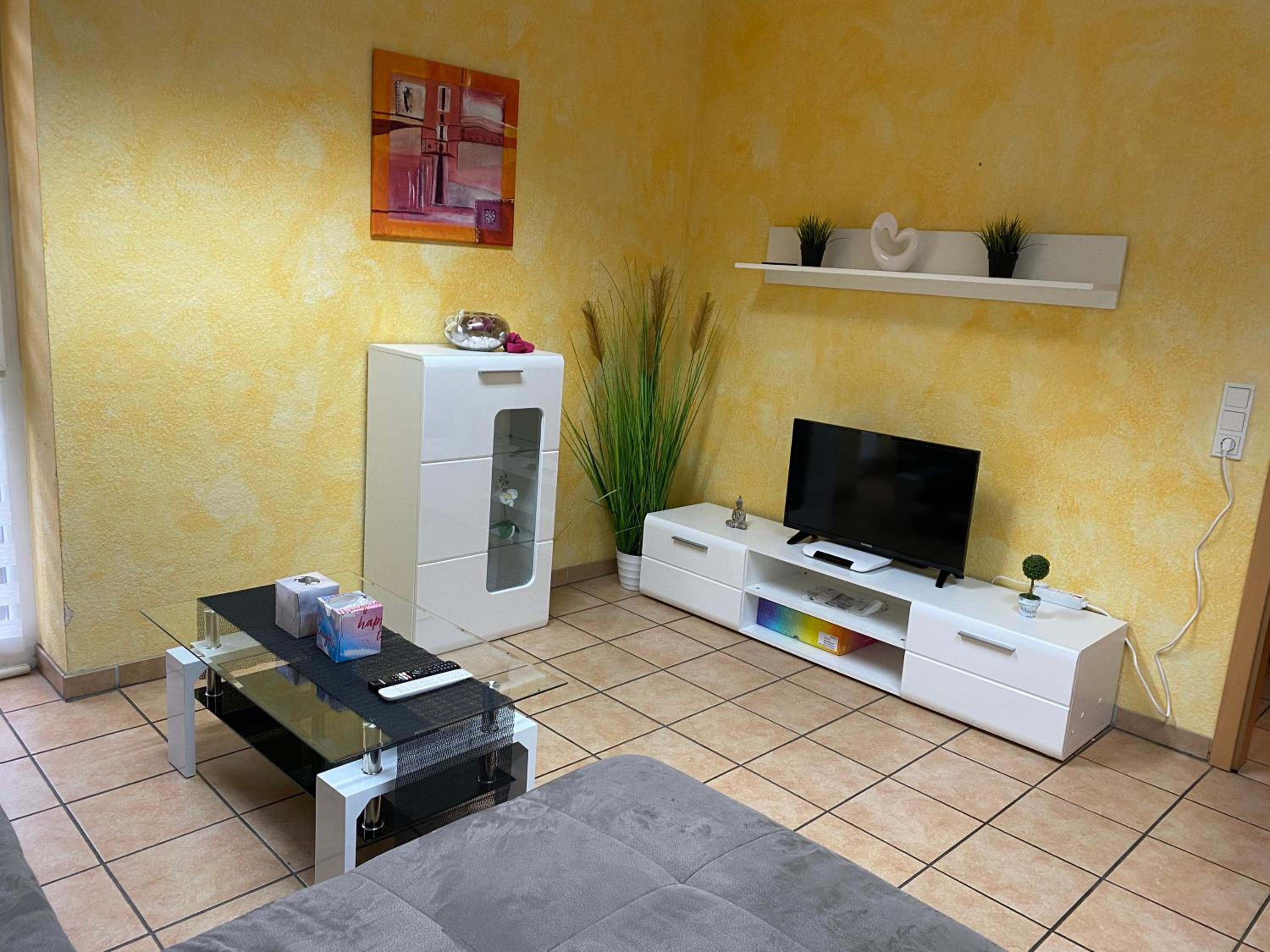 Two-Bedroom Apartment - Photo 5