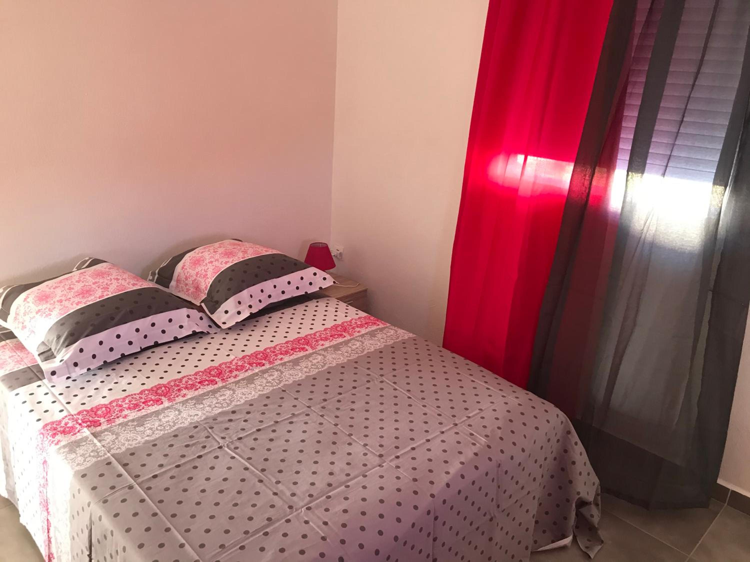 One-Bedroom House photo 3