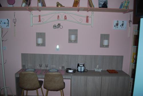 Double Room - Photo 16