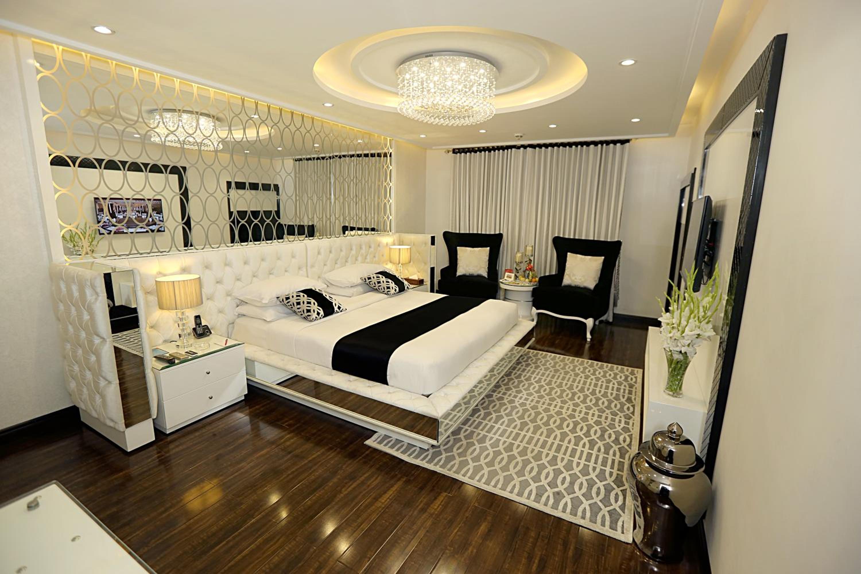 Presidential Suite