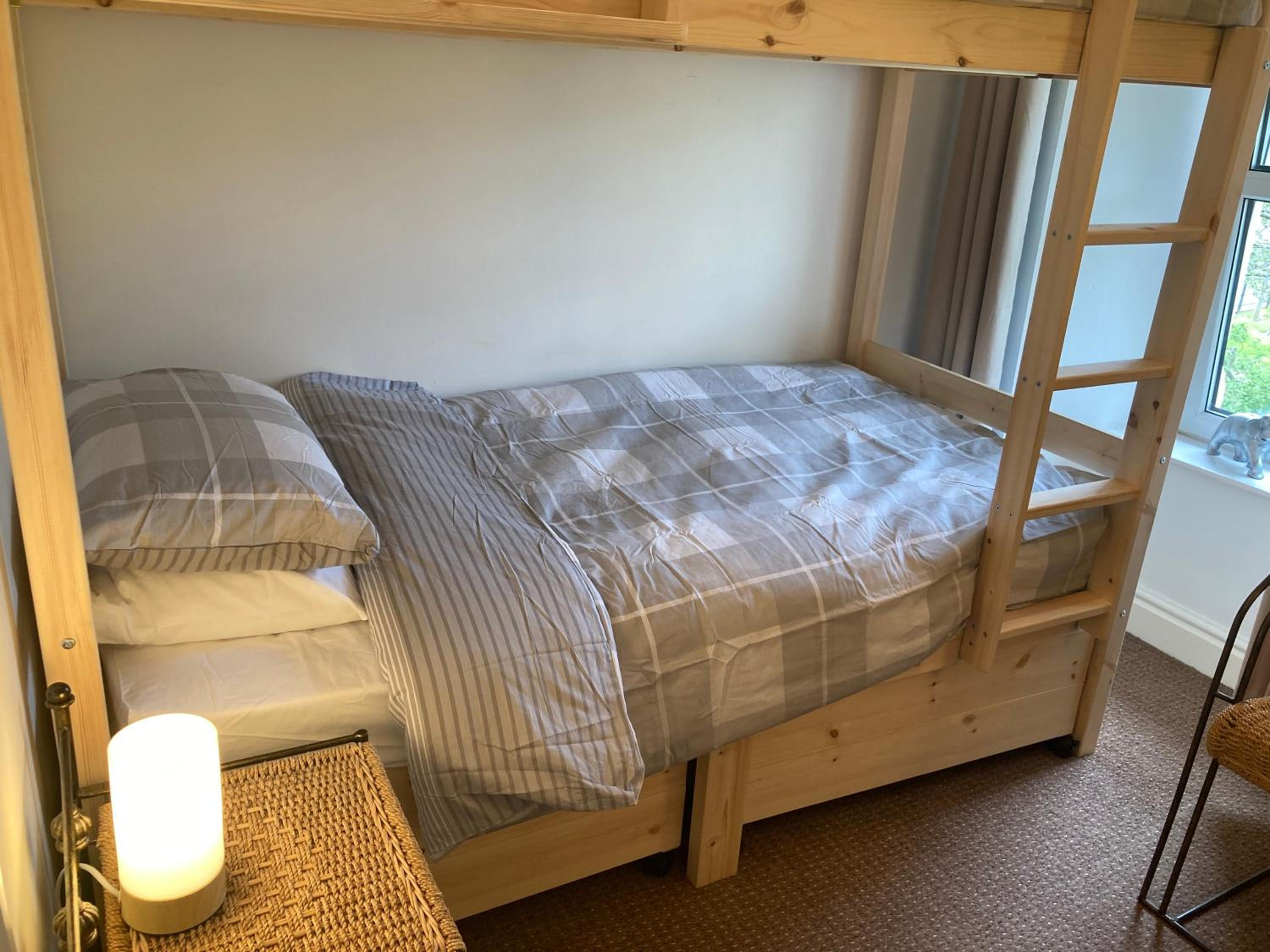 Two-Bedroom House photo 2