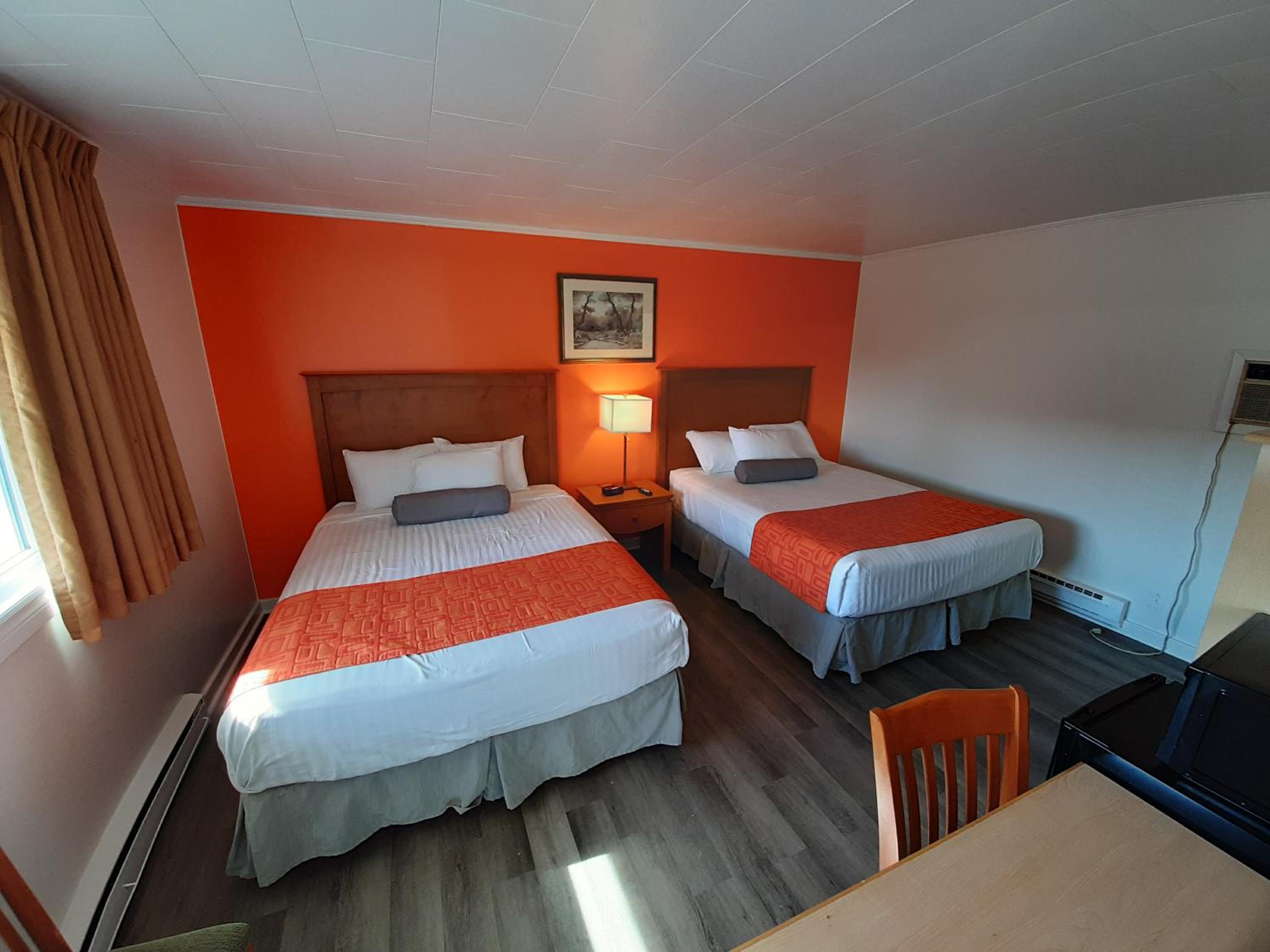 Double Room with Two Double Beds - Non-Smoking - Photo 6