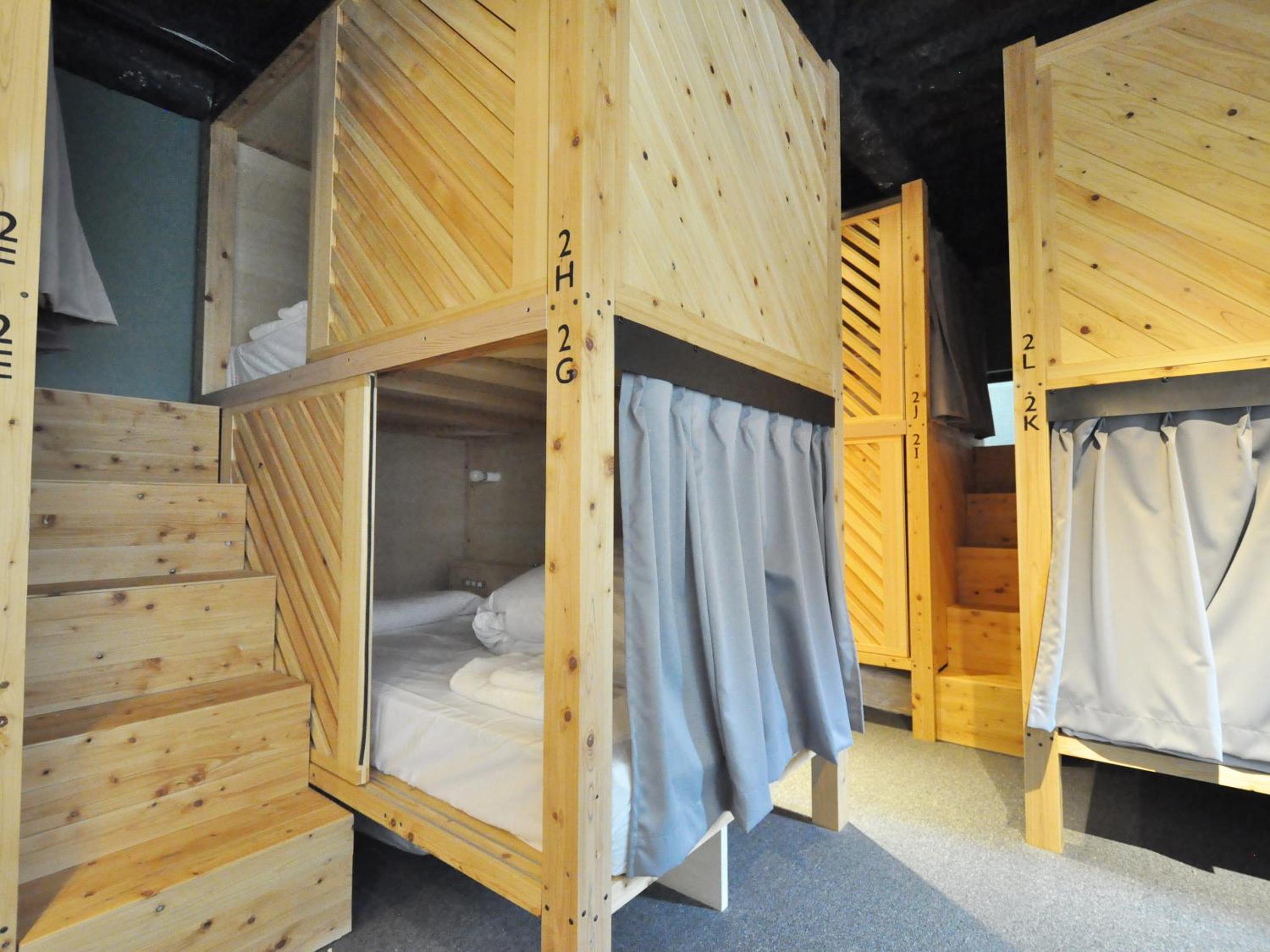 Bed in 8-Bed Mixed Dormitory Room photo 1