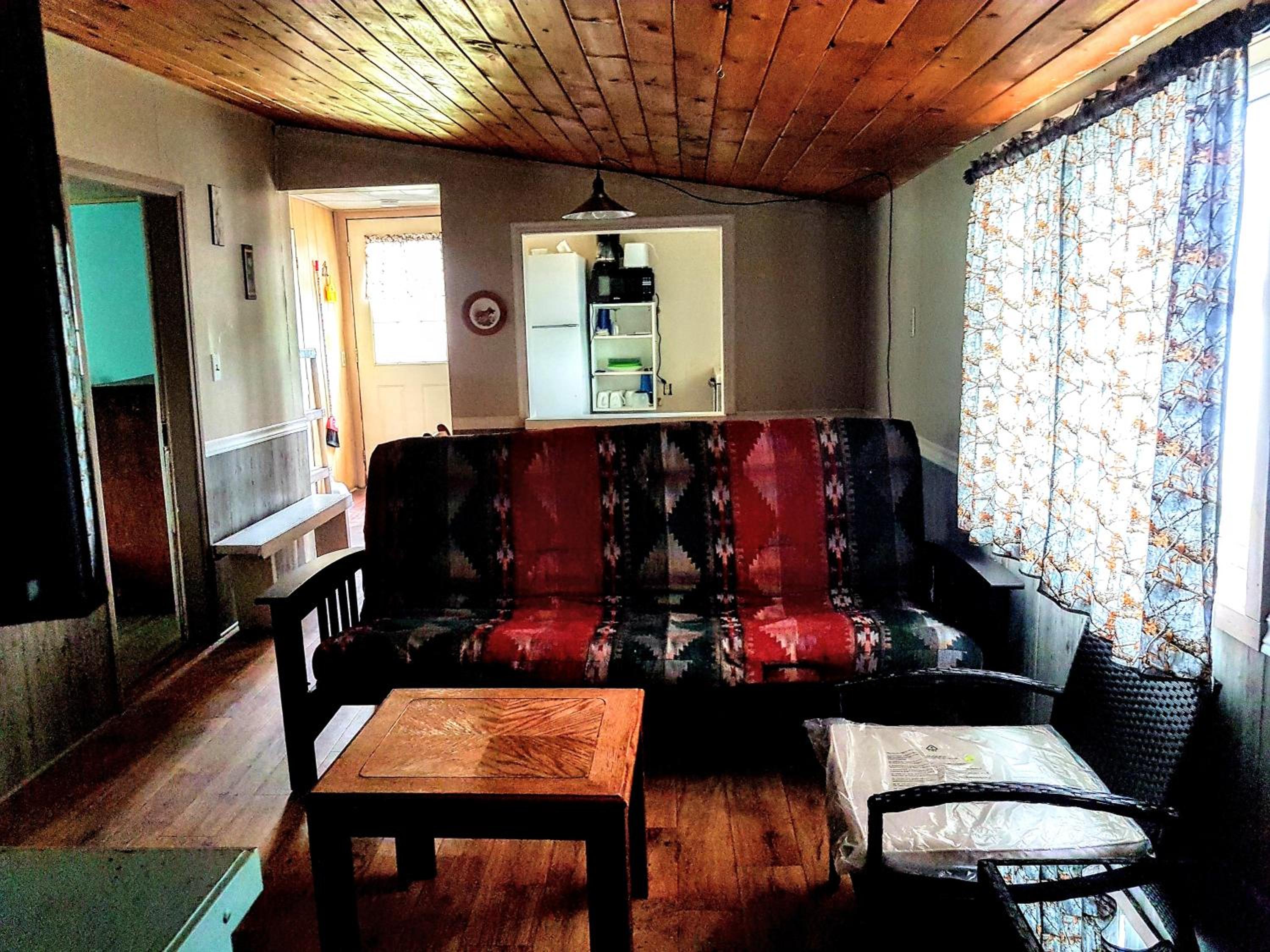 Two-Bedroom Cottage photo 3