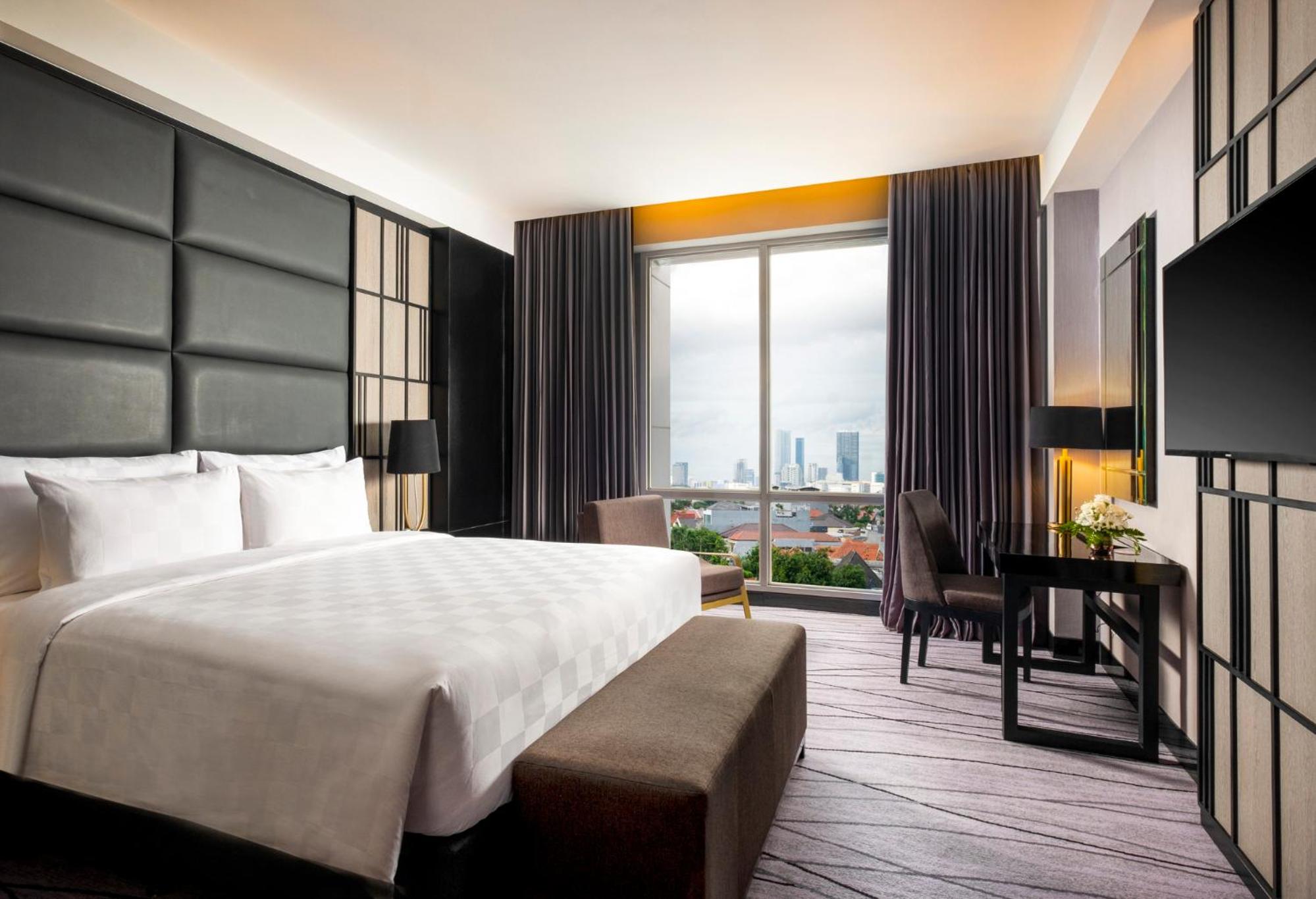 Deluxe King Room photo 3