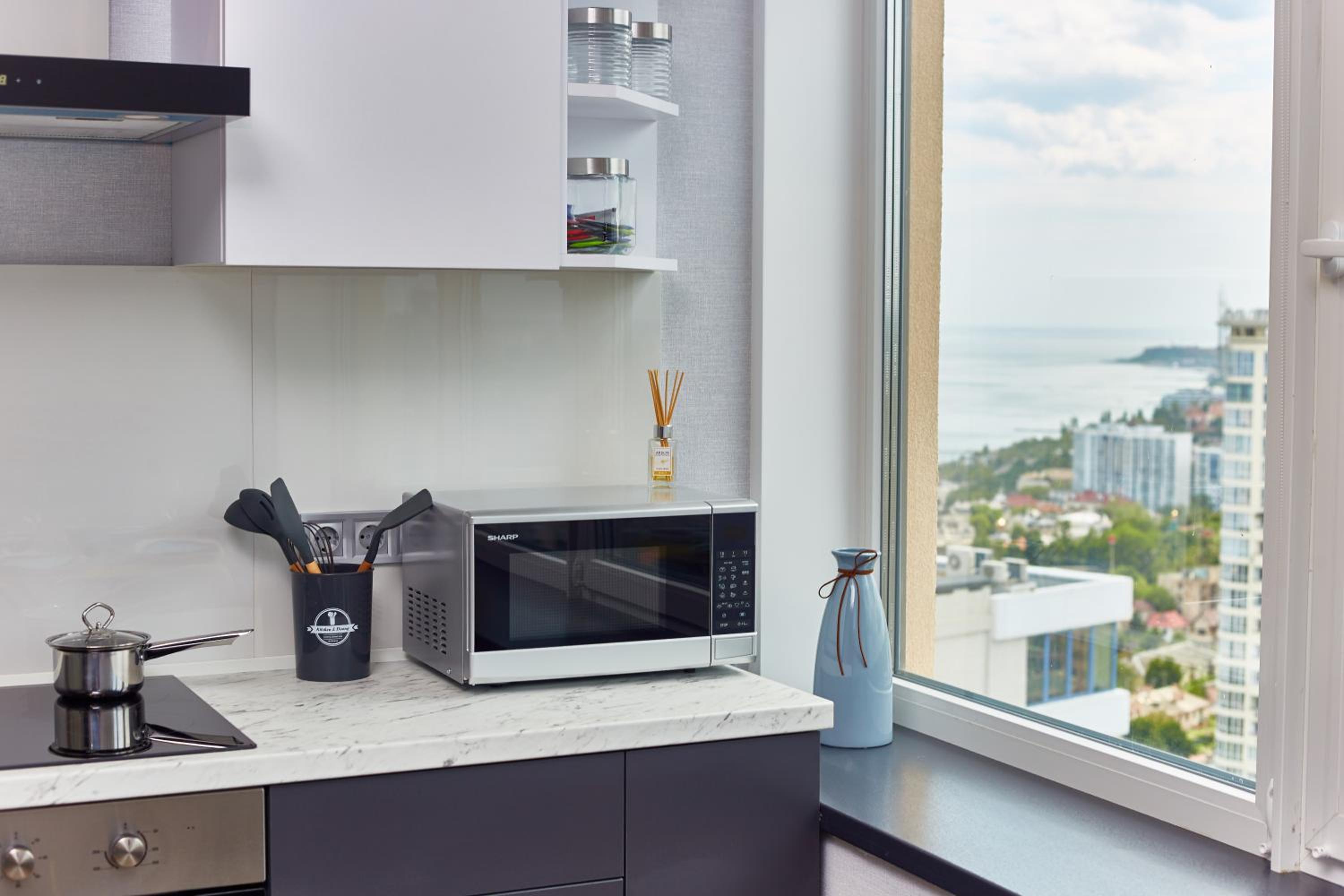 One-Bedroom Apartment with Sea View photo 2