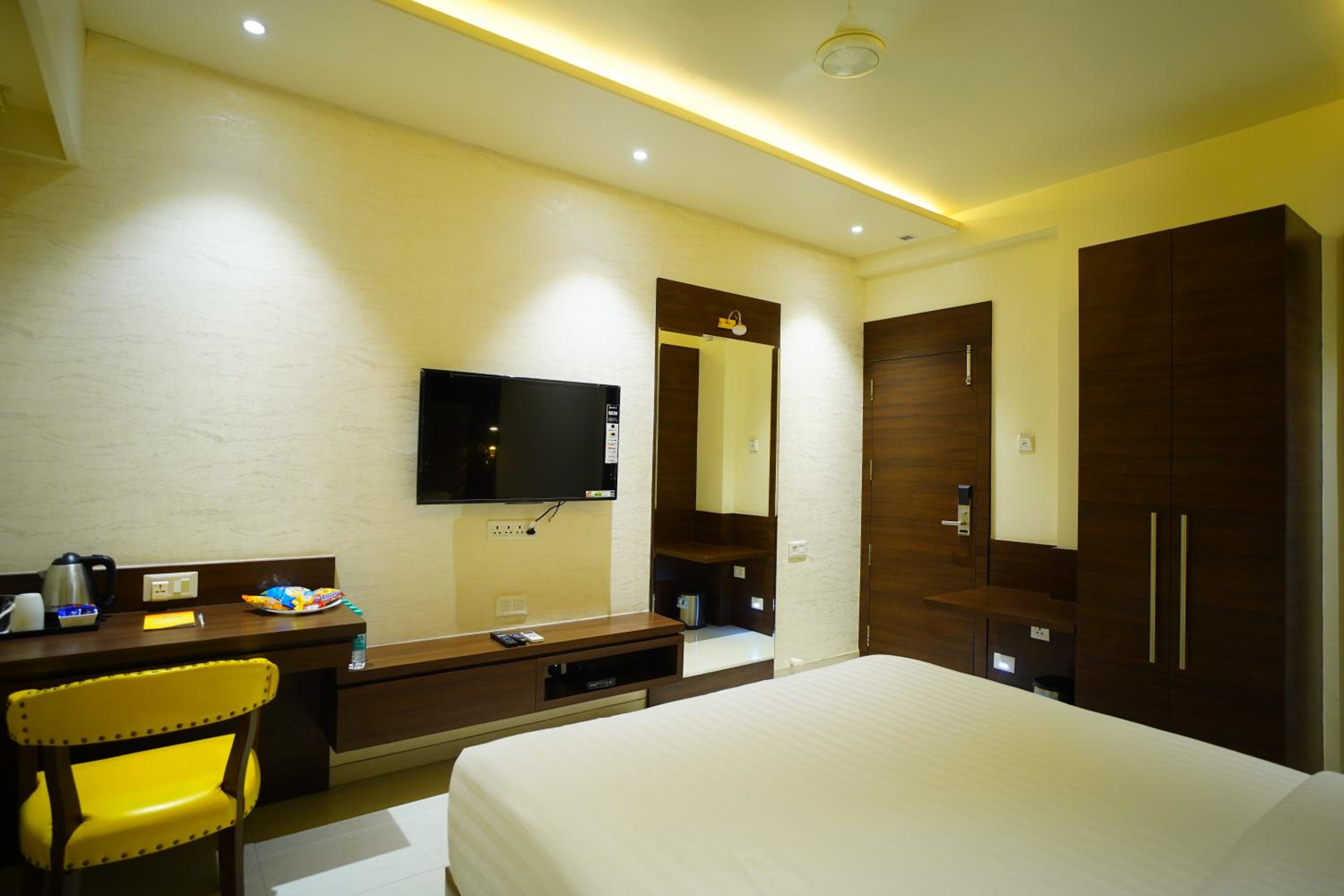 Standard Double Room - Photo 1