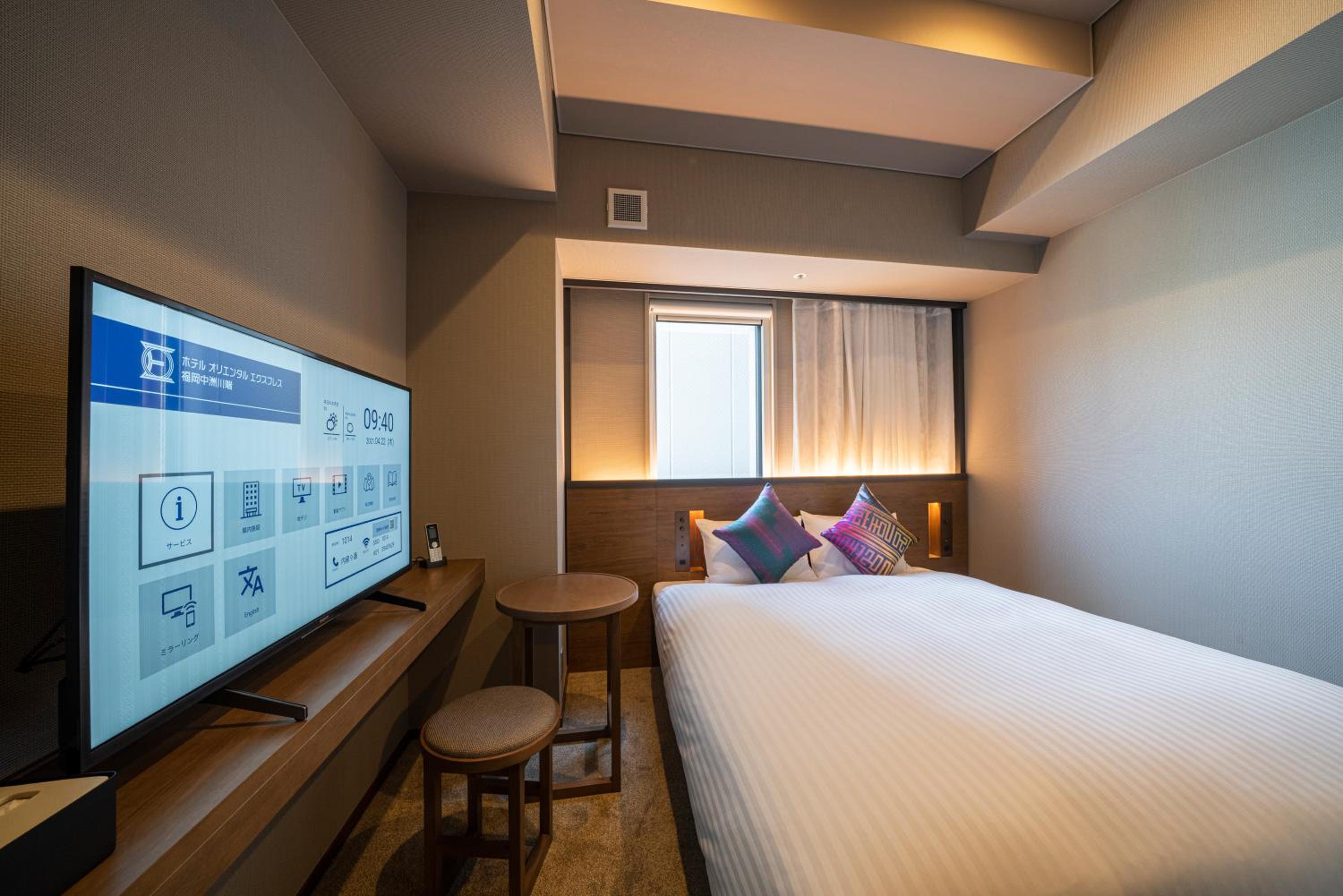 Standard Double Room - Non-Smoking (Shower booth only) - Photo 3