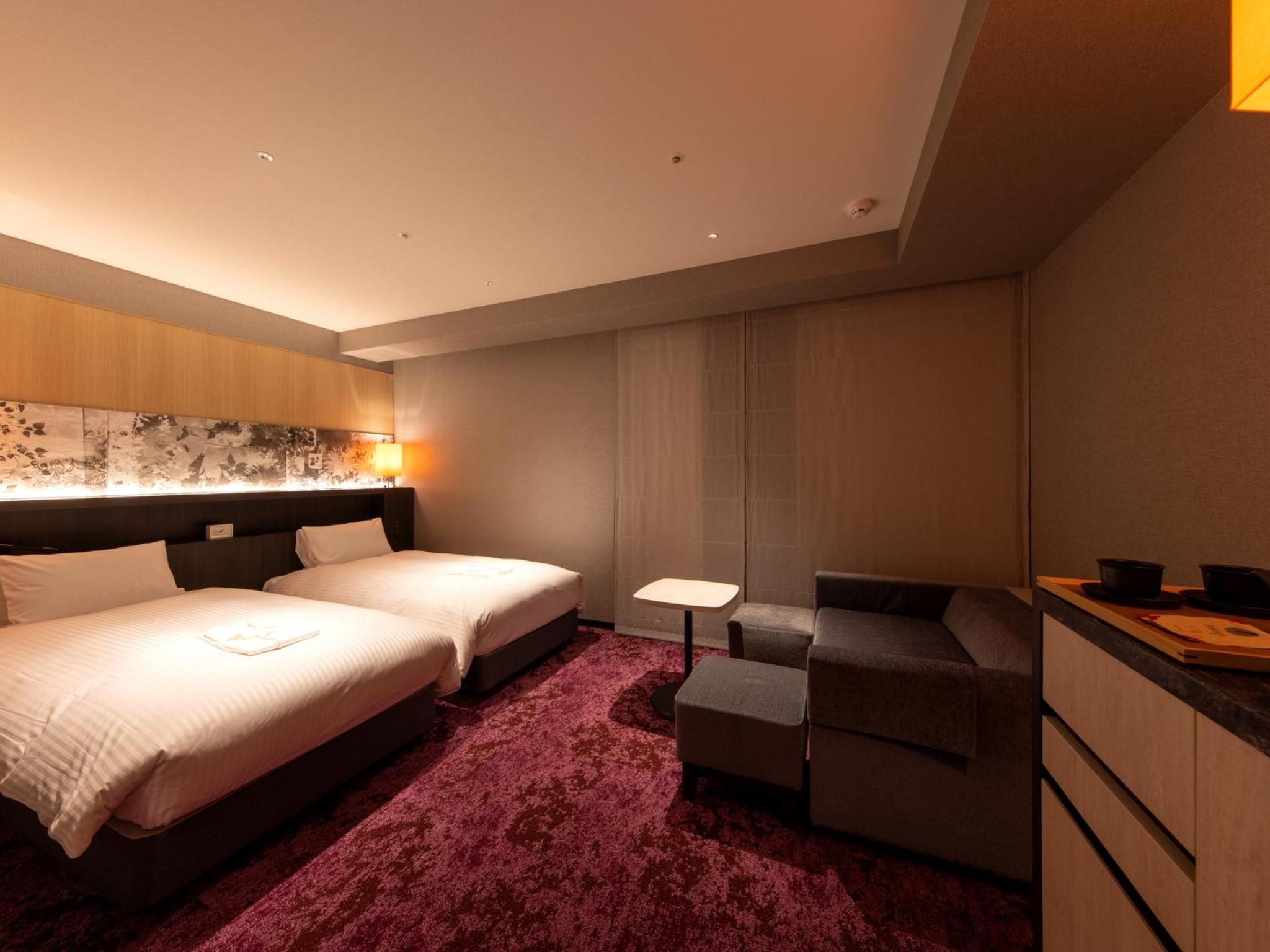 Superior Twin Room (2 Adults) photo 1