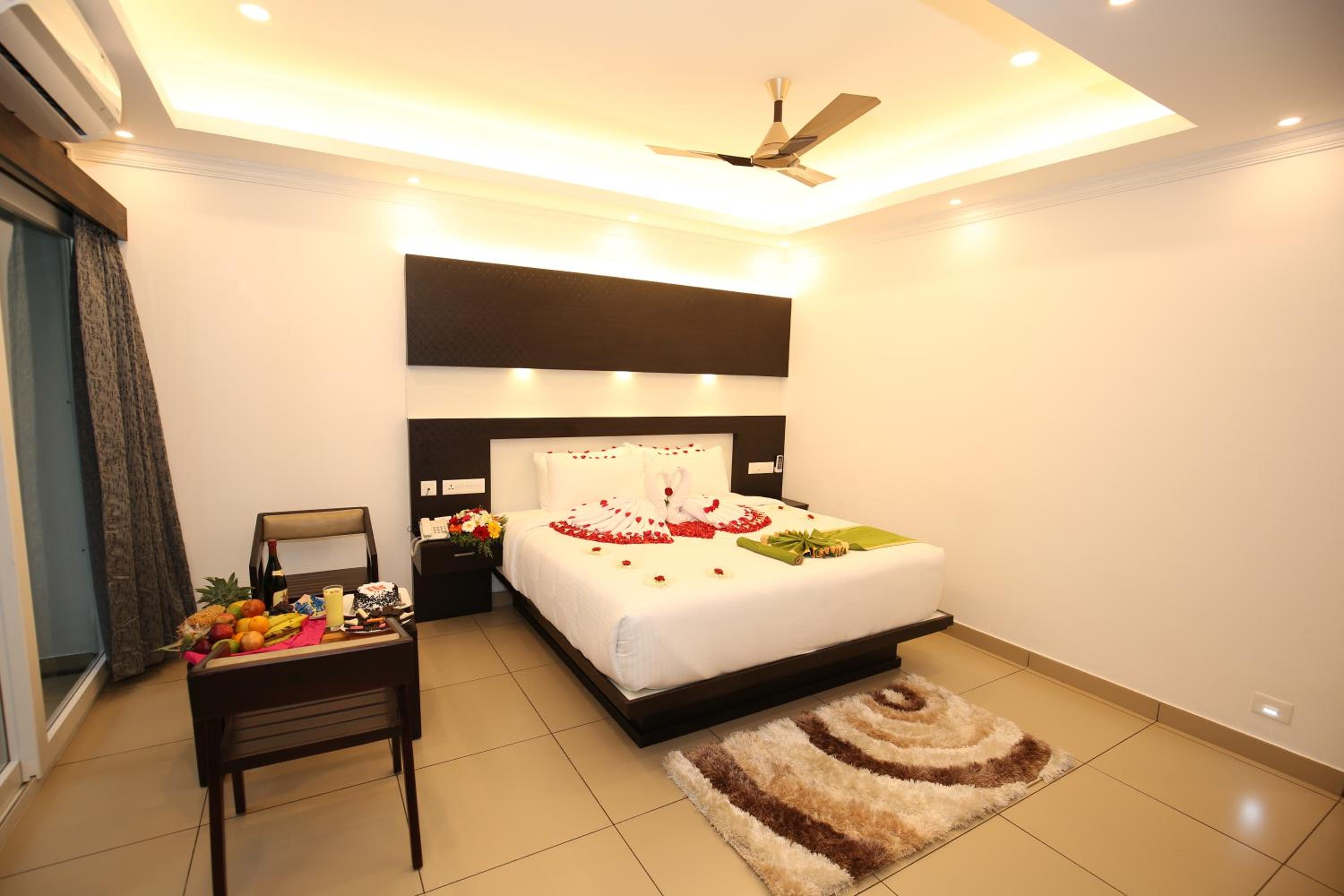 Deluxe Room - Photo 4
