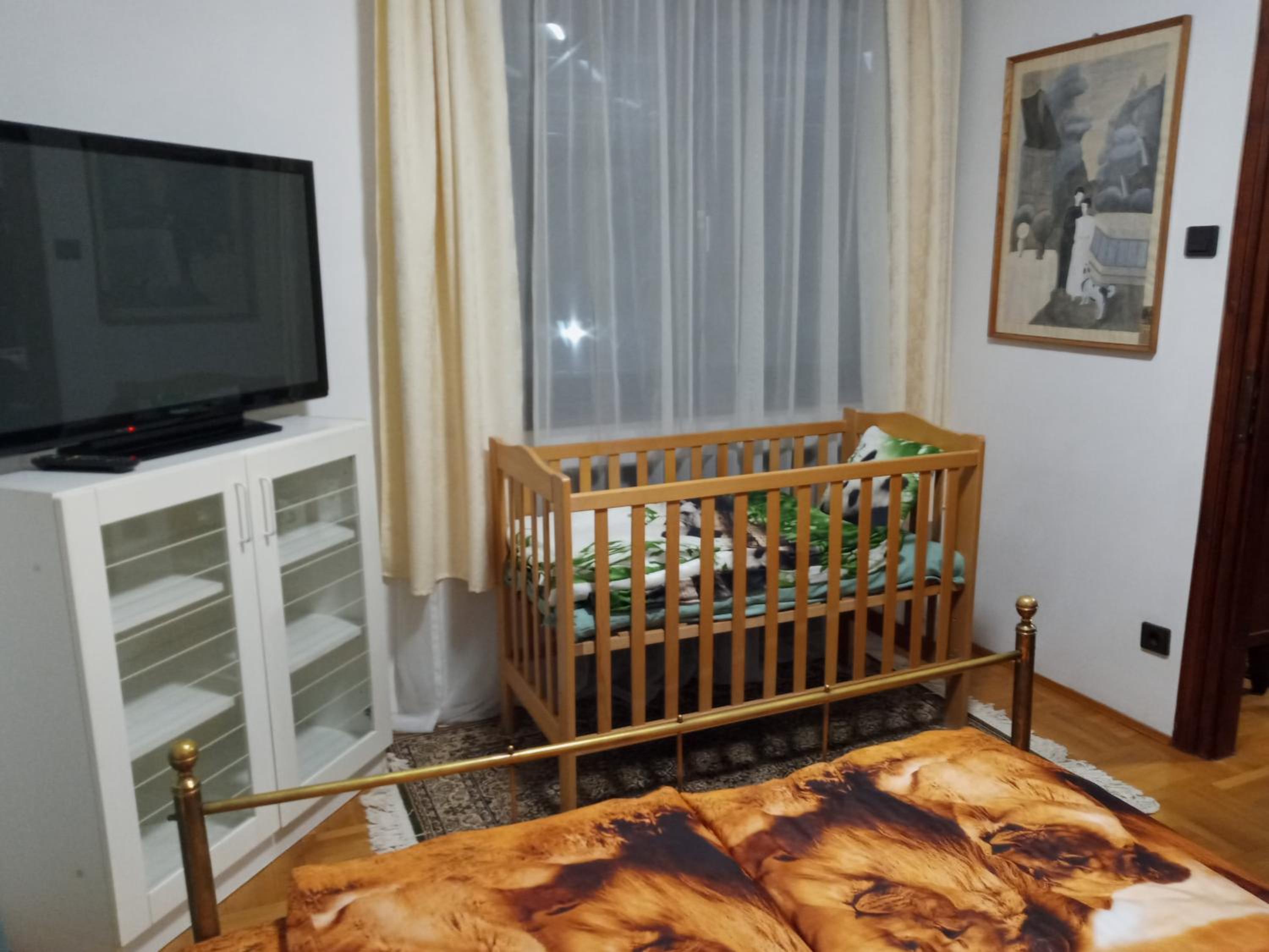 Two-Bedroom Apartment - Photo 9