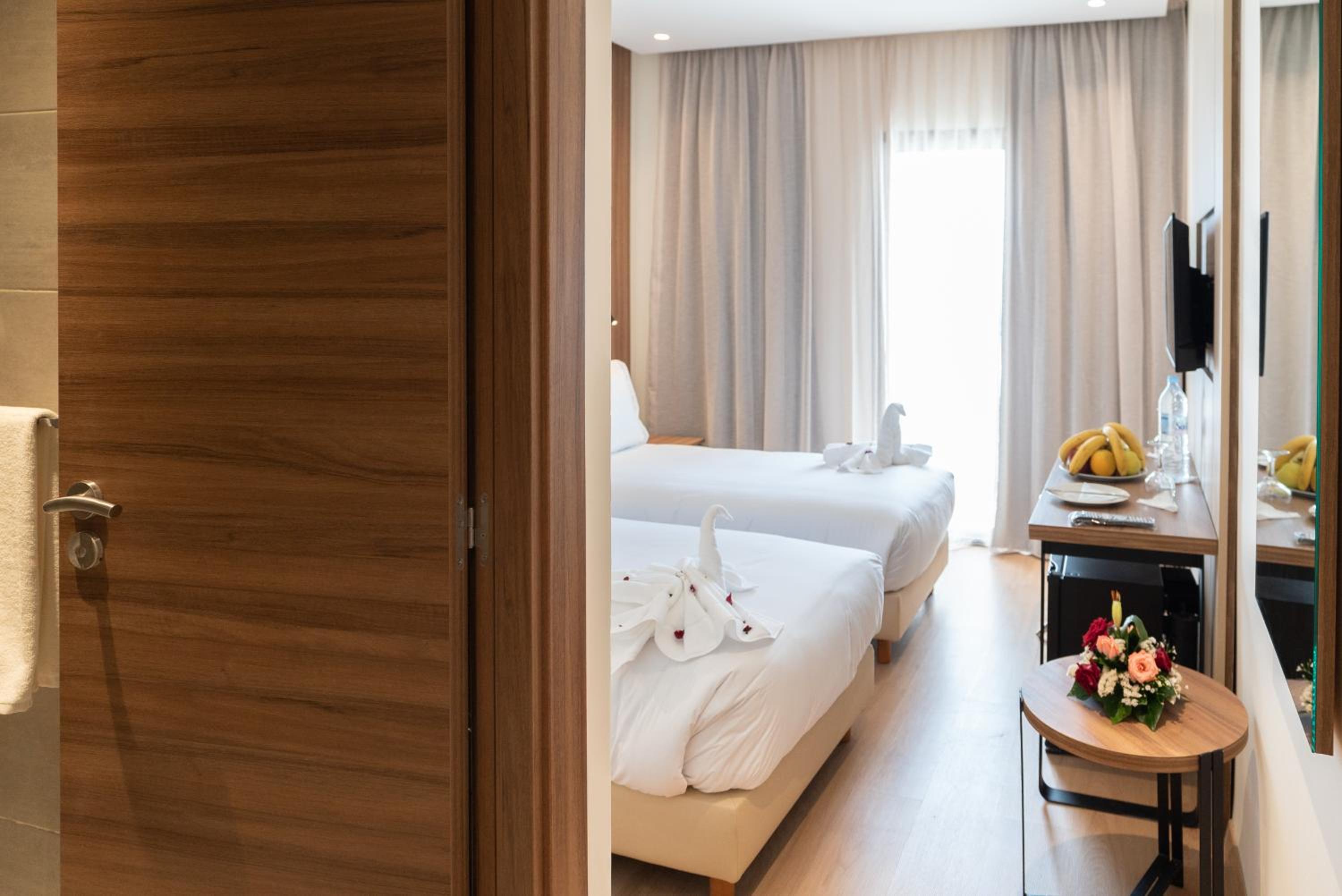 Twin Room - Photo 1