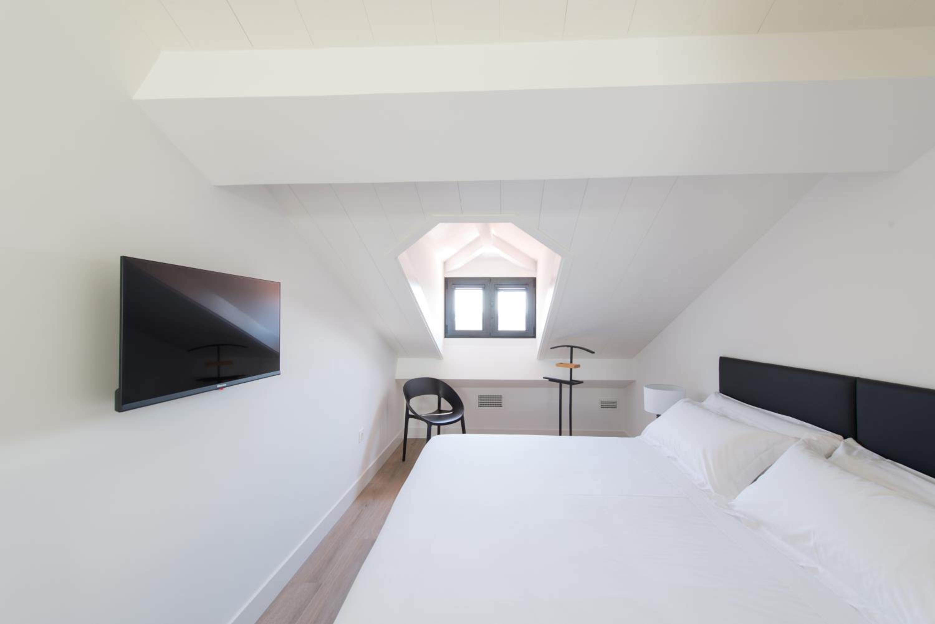 Duplex Apartment - Photo 8