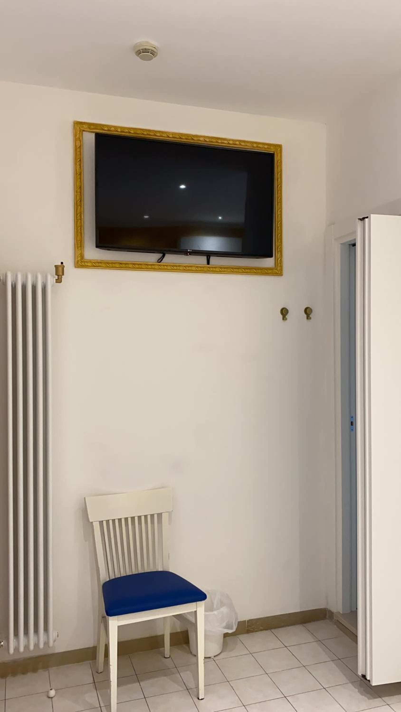 Triple Room - Photo 5