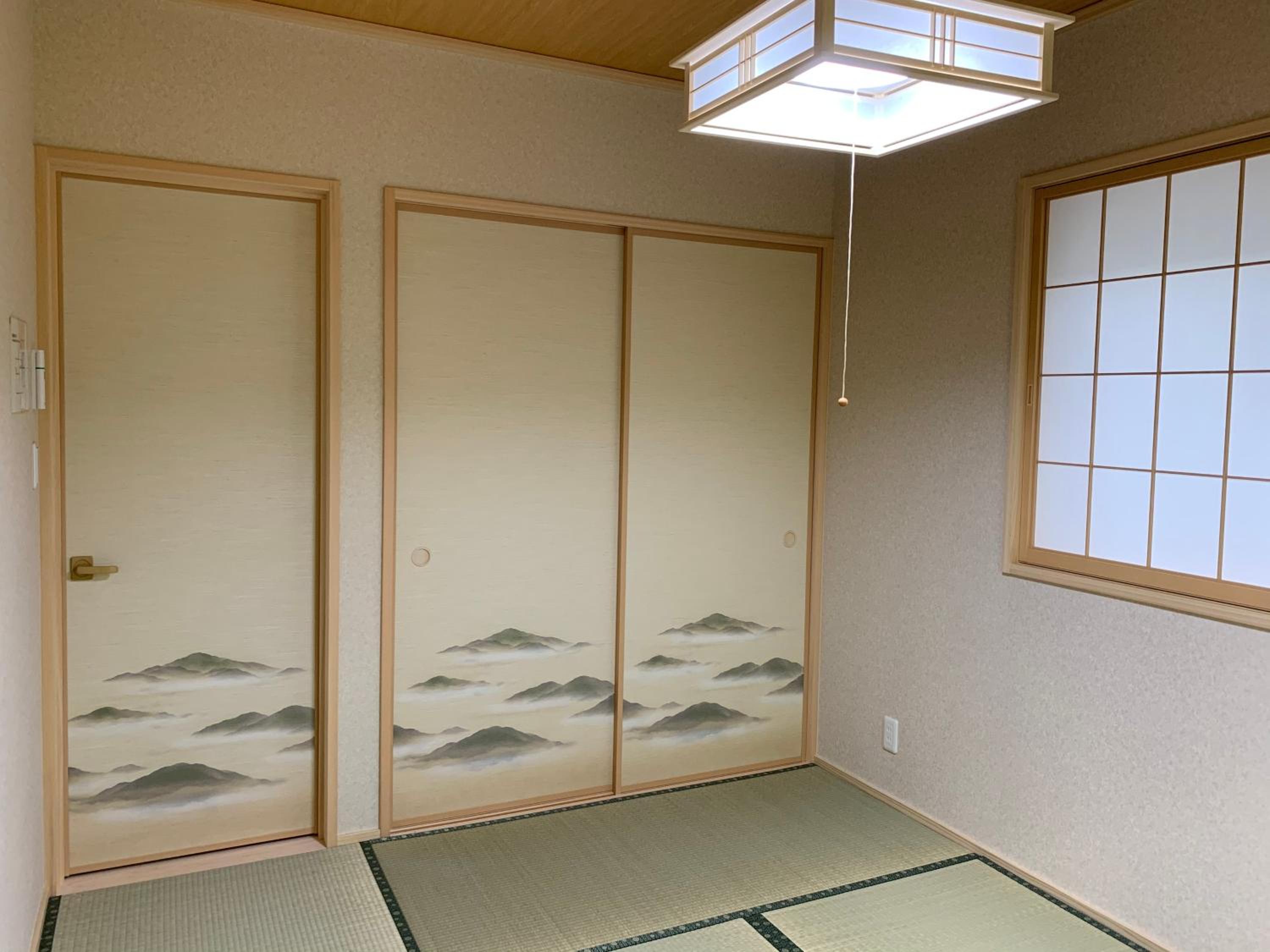 Three-Bedroom House - Photo 31