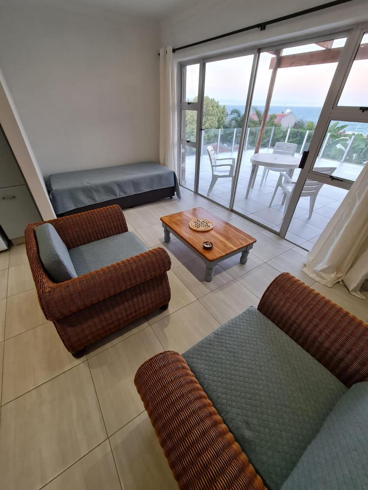 Apartment - Split Level - Photo 15