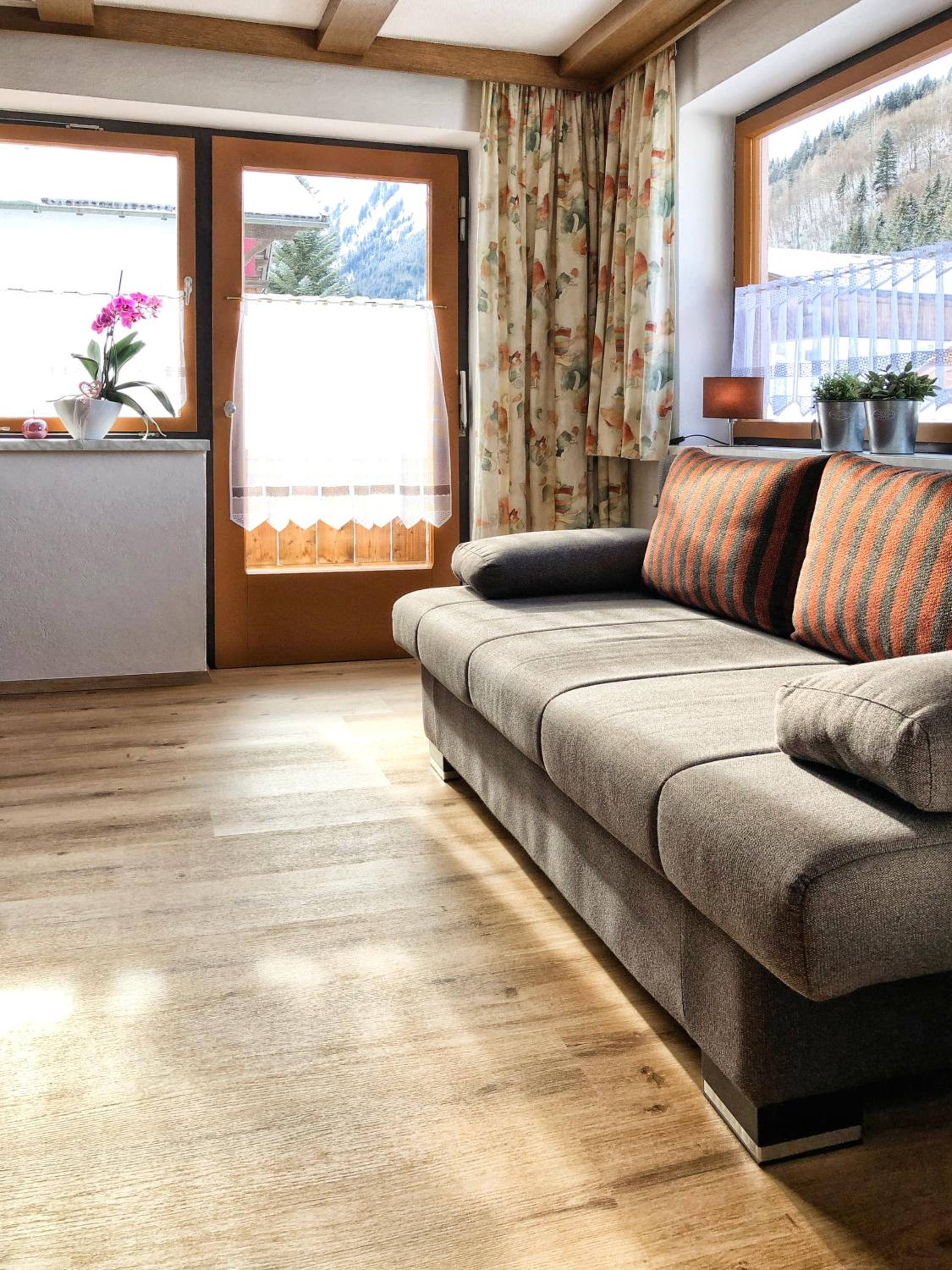 Apartment with Balcony photo 1
