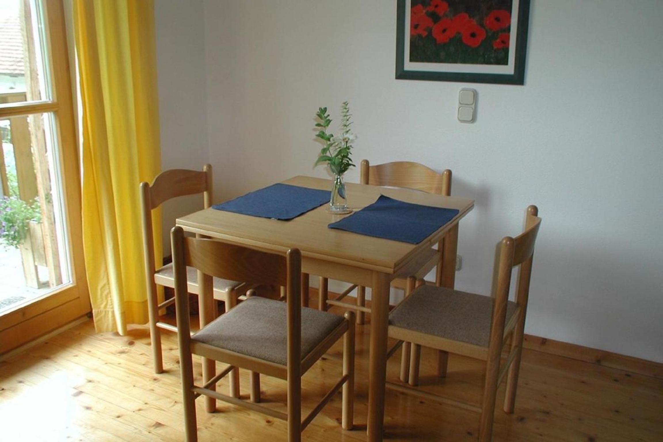 Apartment photo 2