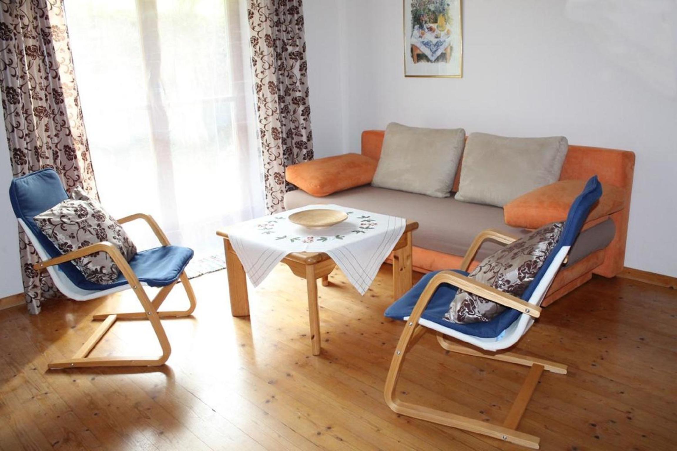 Apartment photo 2