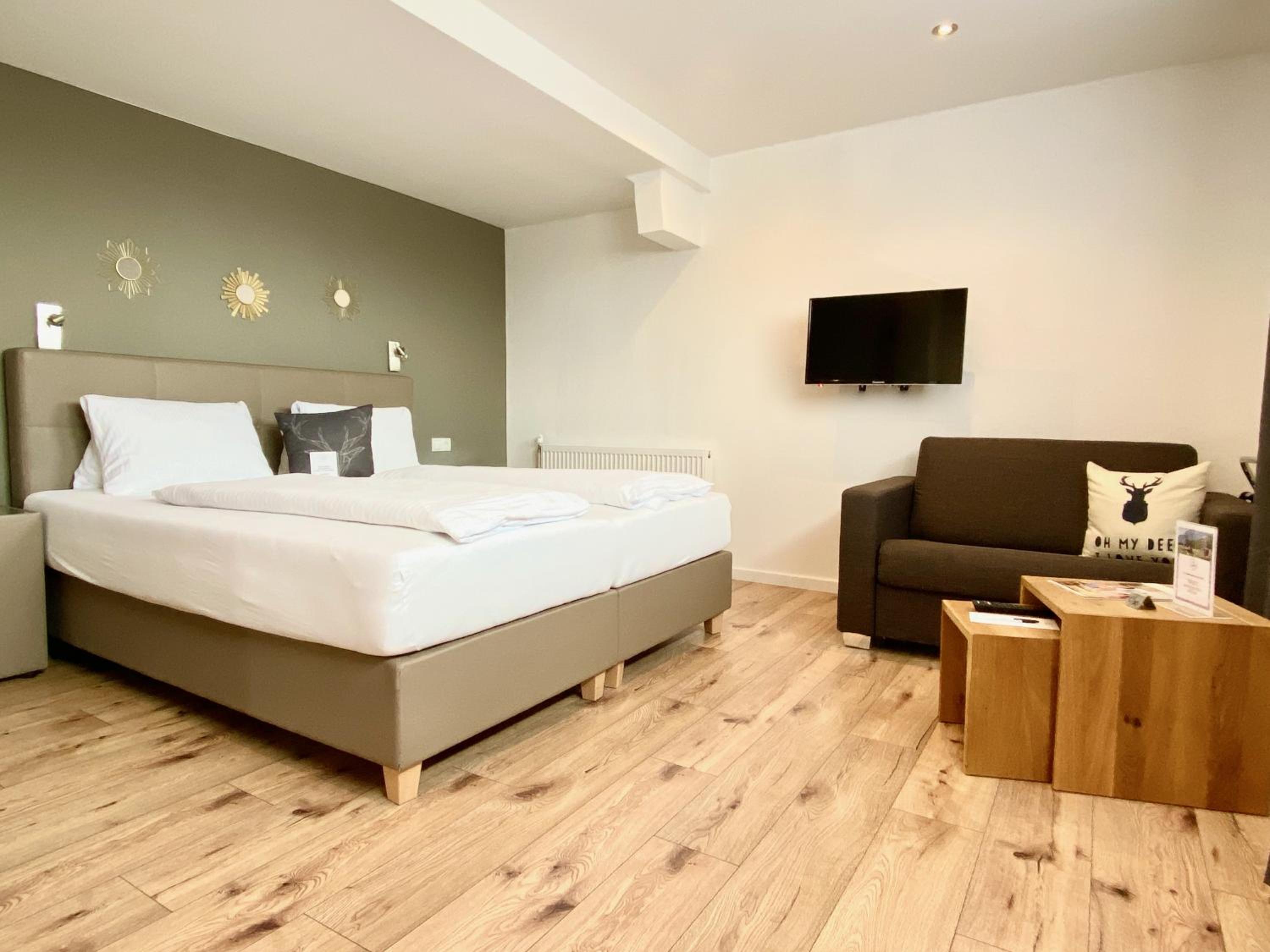 Standard Double Room Without Balcony - Photo 1