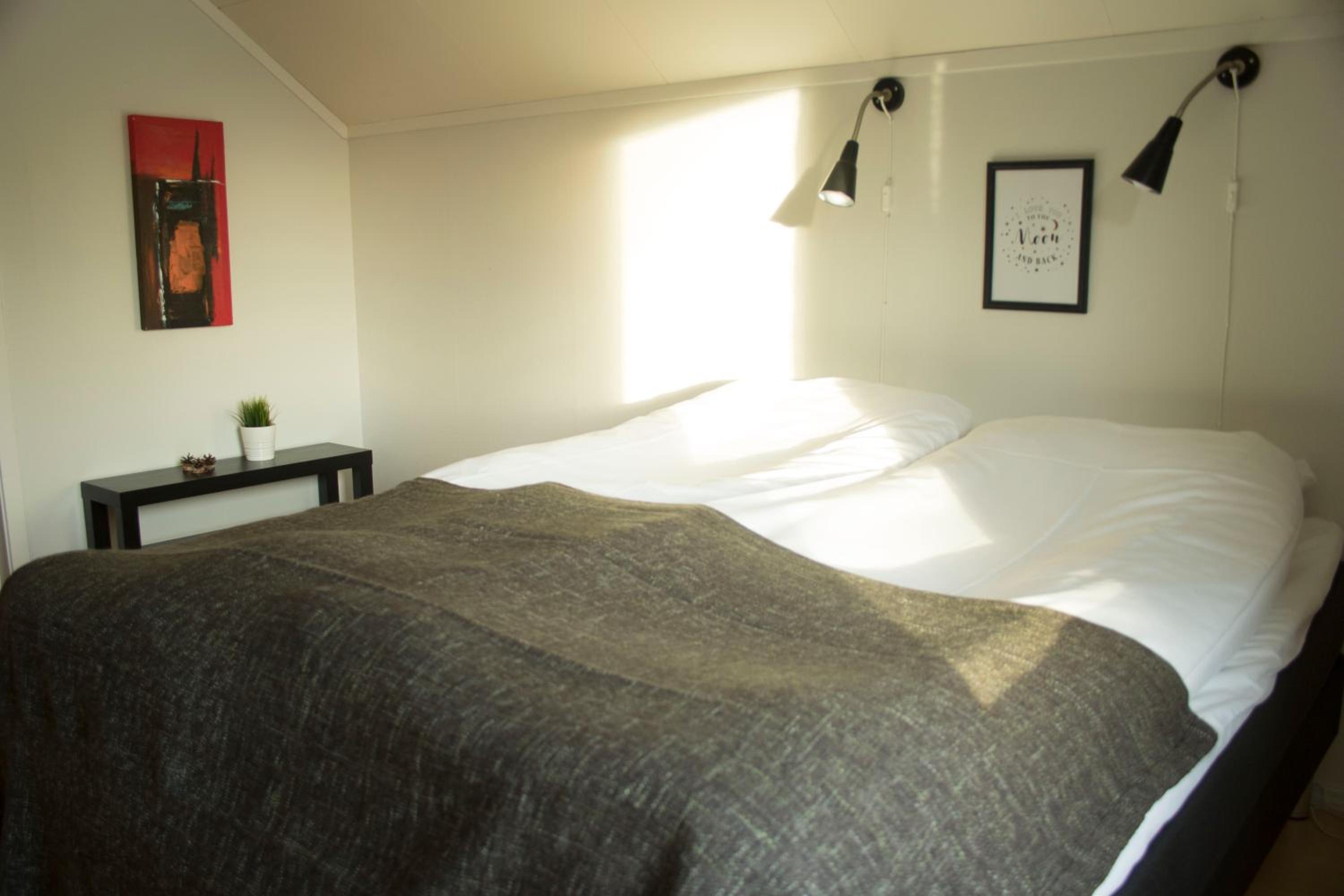 Apartment - Split Level - Photo 2