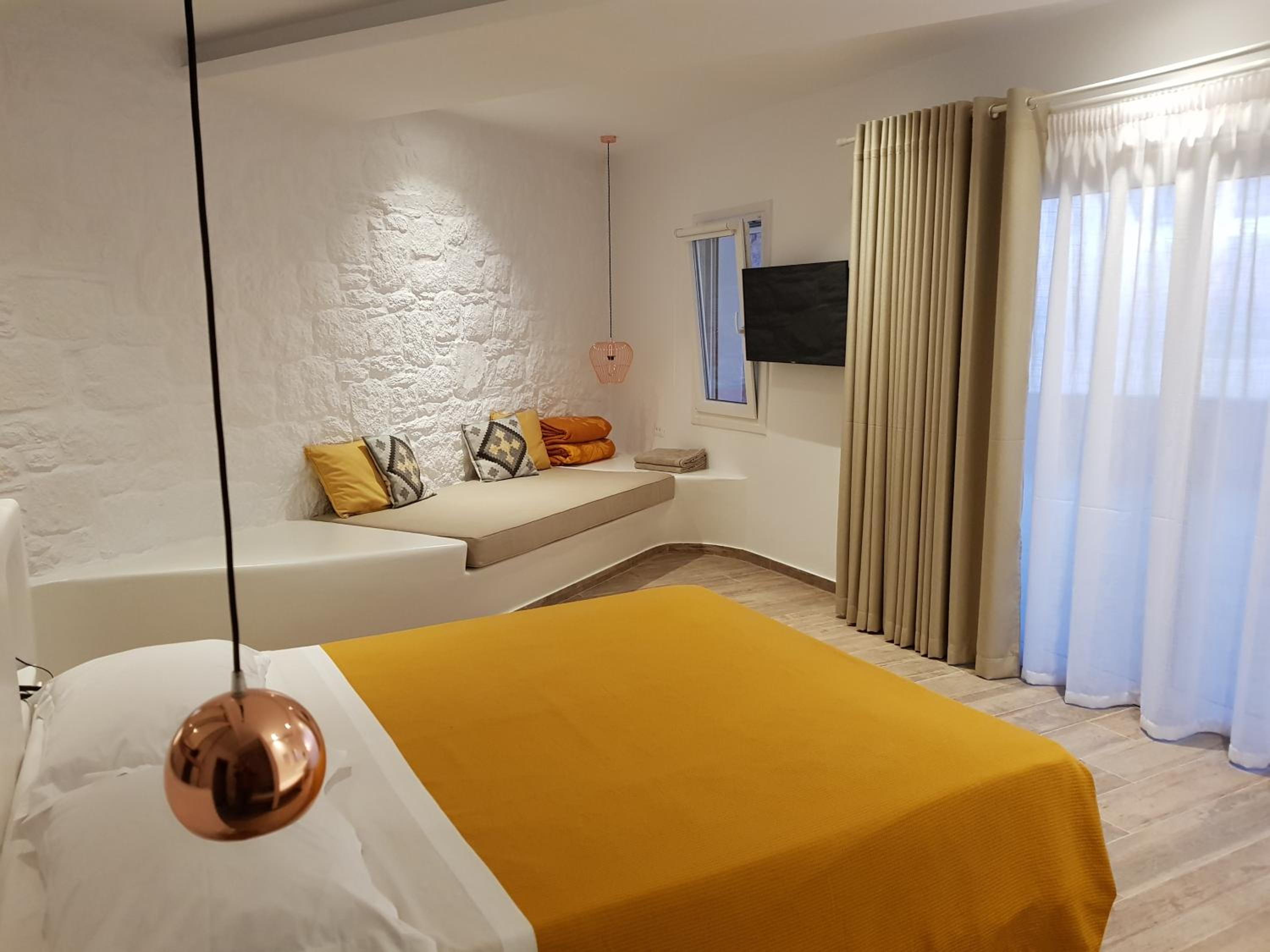 Deluxe Double Room with Sea View - Photo 1
